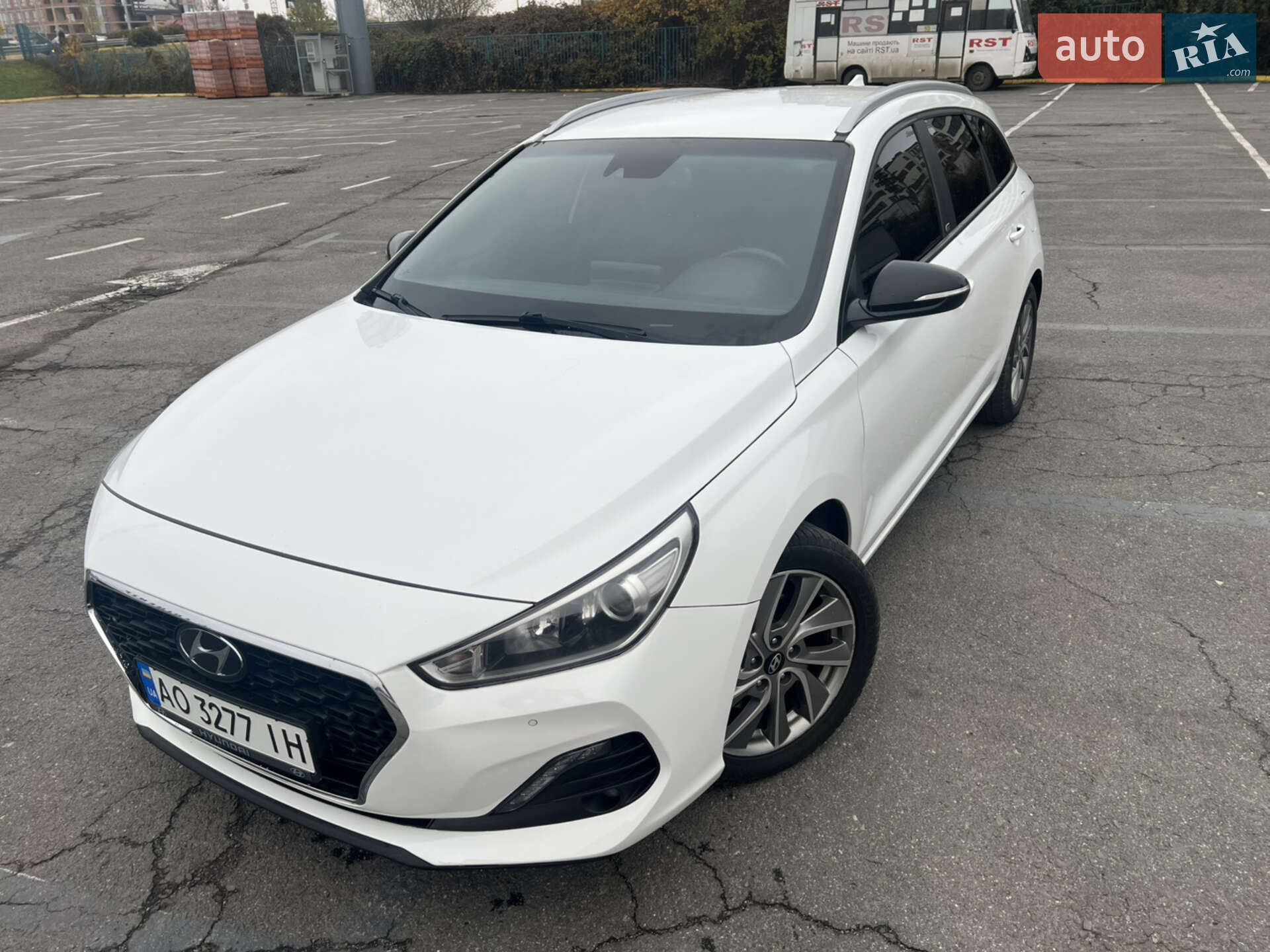 Hyundai i30 2018 VIN TMAH3817AJJ031190 фото оголошення 3 з 31