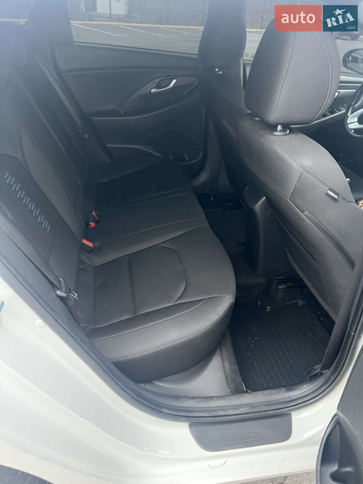 Hyundai i30 2018 VIN TMAH3817AJJ031190 фото оголошення 19 з 31