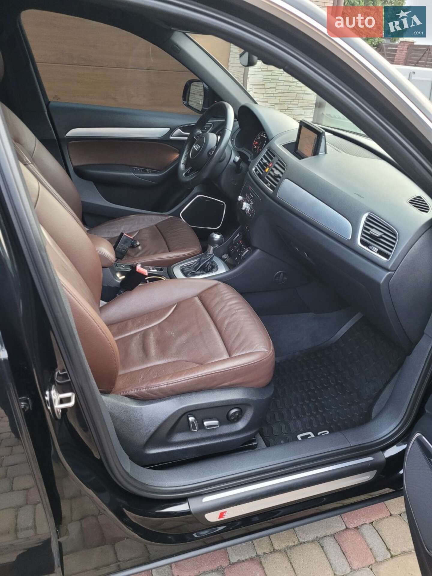 Audi Q3 2017 VIN WA1HCCFS5JR012513 фото оголошення 13 з 22