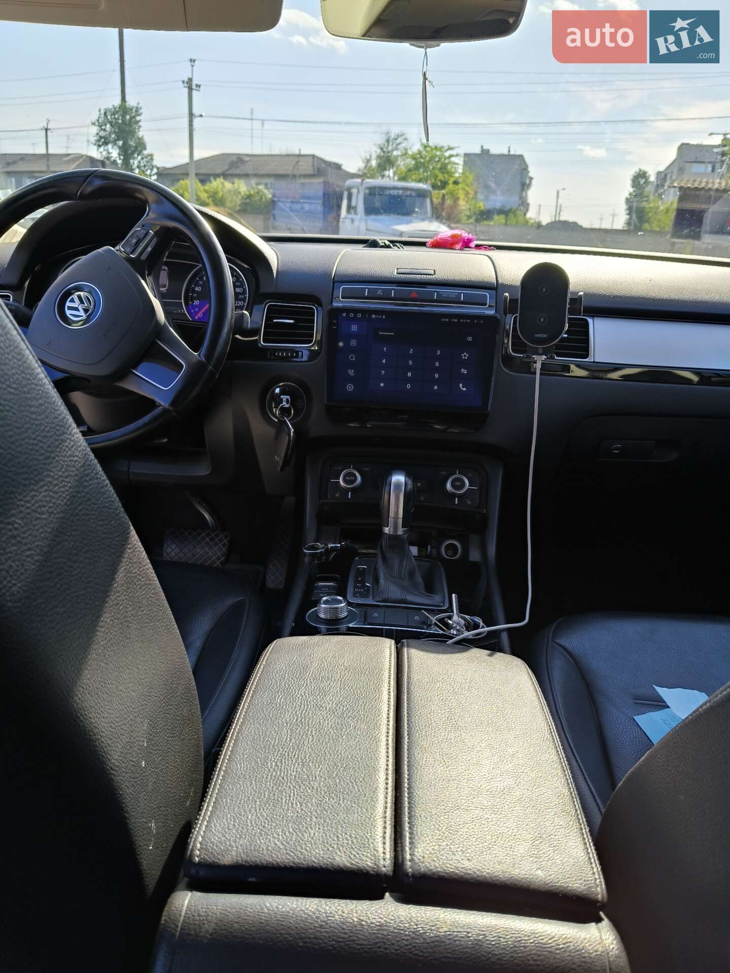 Volkswagen Touareg 2016 VIN WVGZZZ7PZHD005810 фото оголошення 7 з 10