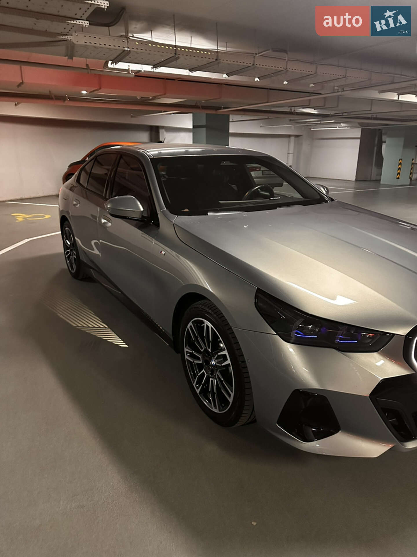 BMW 5 Series 2024 VIN WBA11FJ010CS70174 фото оголошення 15 з 49