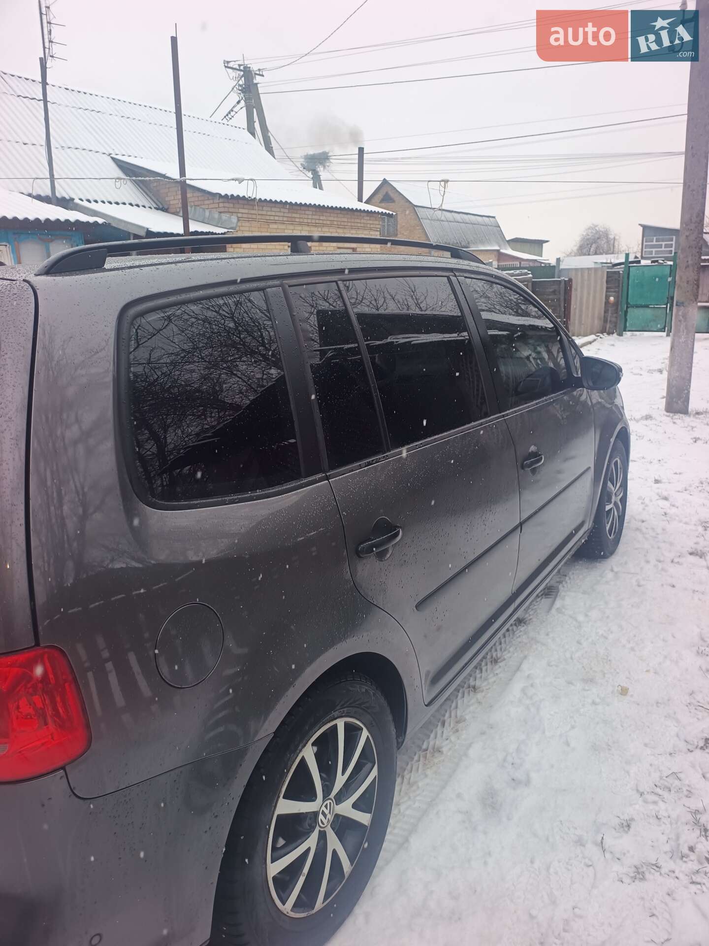 Volkswagen Touran 2011 VIN WVGZZZ1TZBW061184 фото оголошення 2 з 13