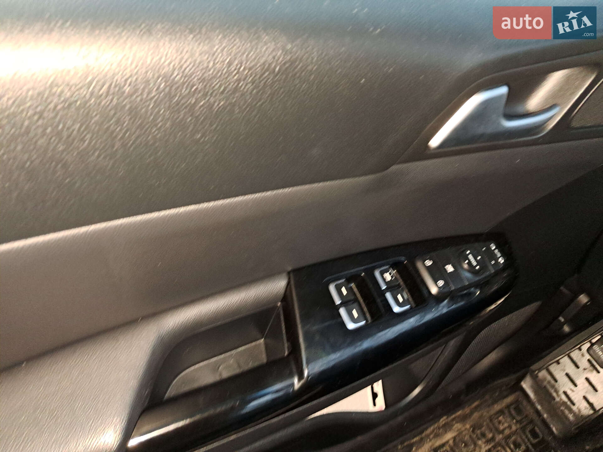 Kia Sportage 2017 VIN U5YPK813DHL309108 фото оголошення 11 з 13