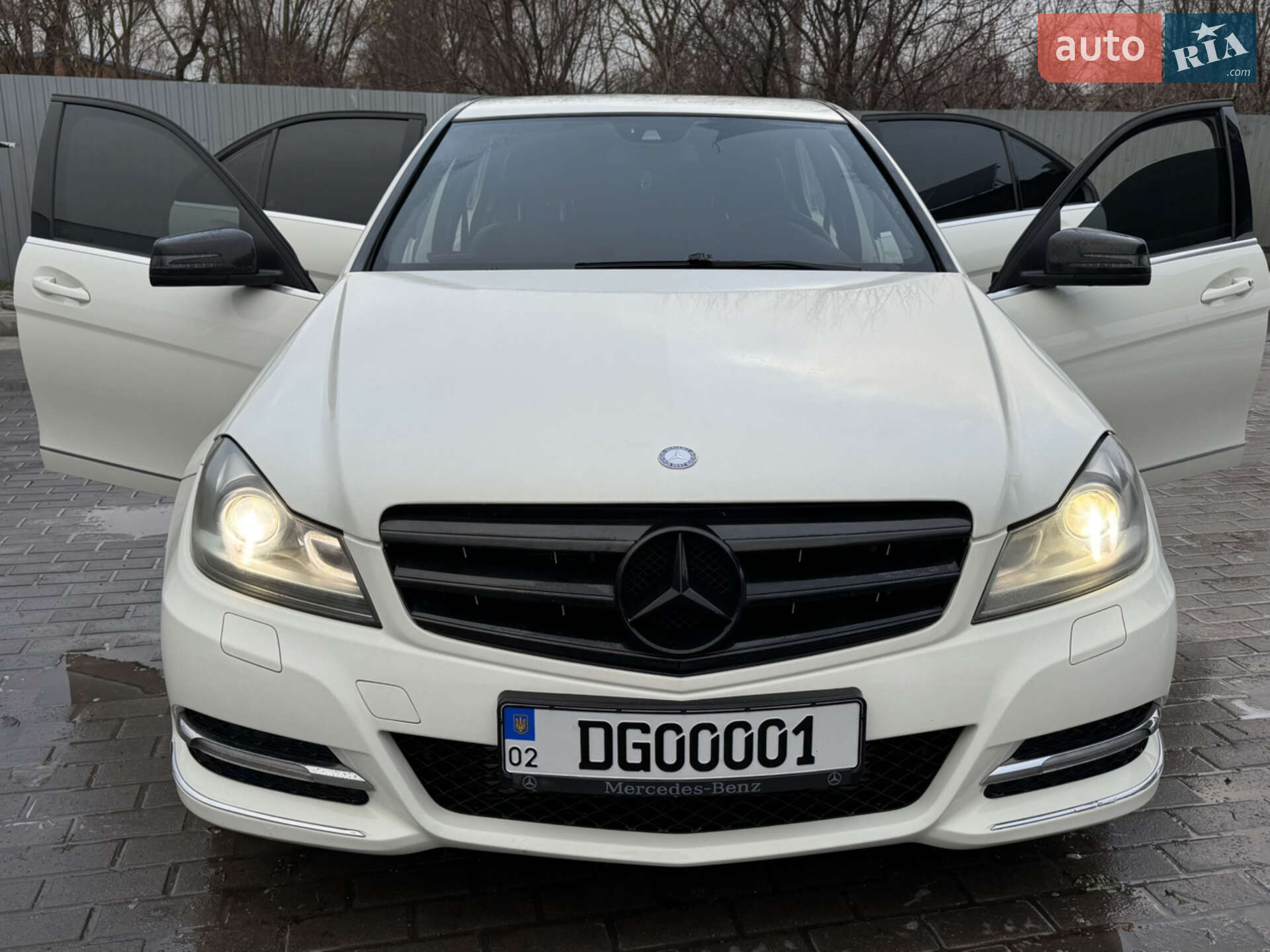 Mercedes-Benz C-Class 2011 VIN WDD2040491A651153 фото оголошення 43 з 260