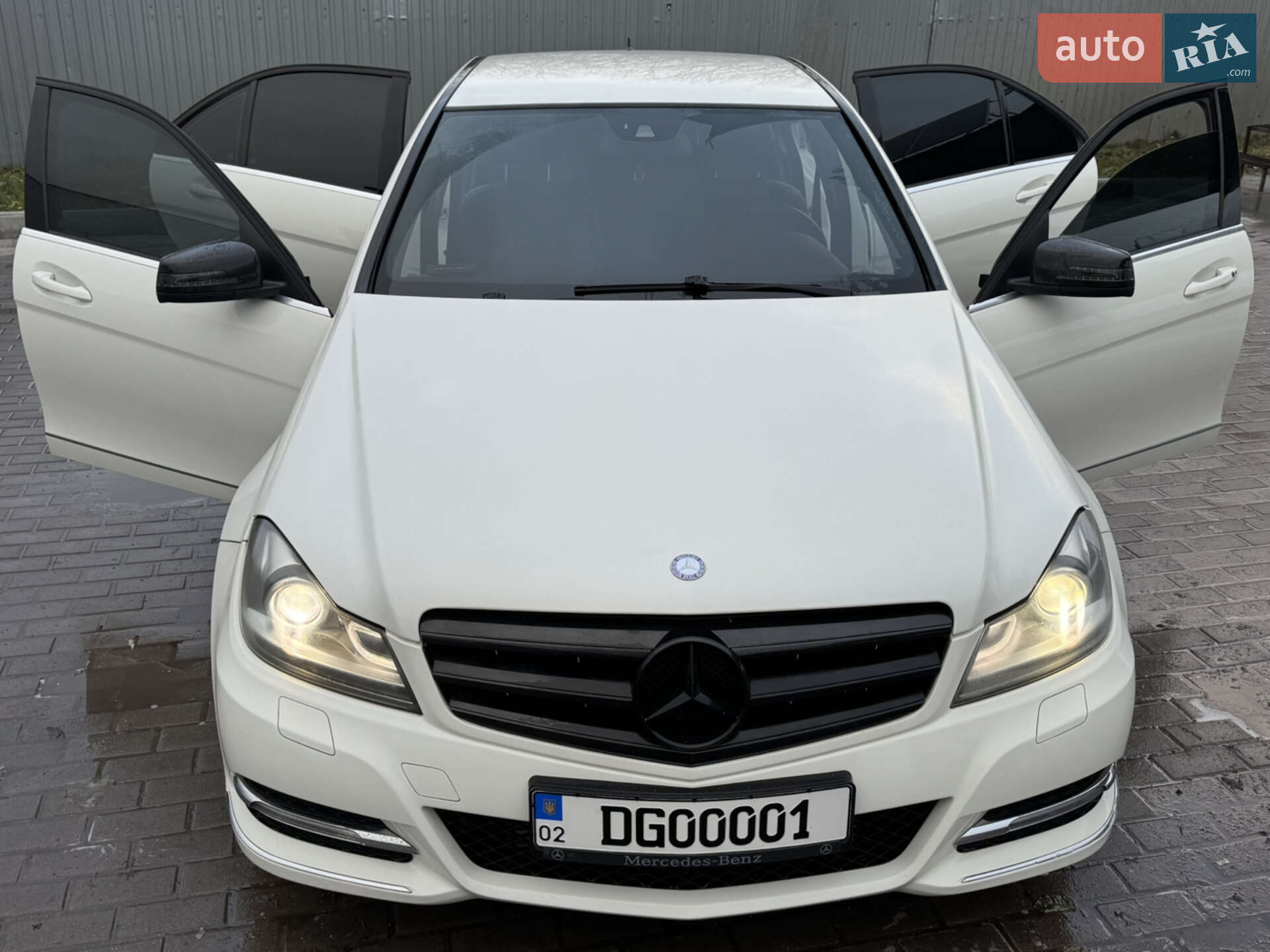 Mercedes-Benz C-Class 2011 VIN WDD2040491A651153 фото оголошення 50 з 260