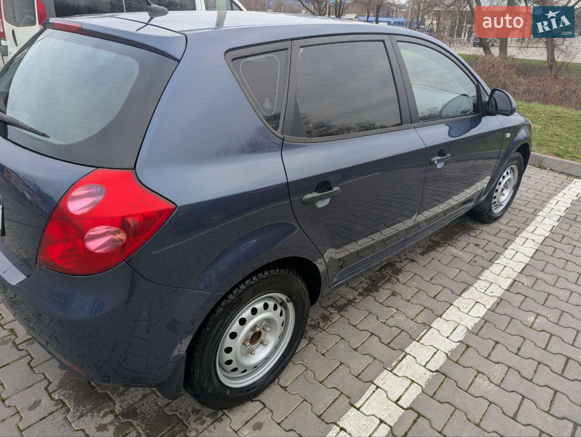 Kia Ceed 2009 VIN U5YFF24229L187308 фото оголошення 8 з 24