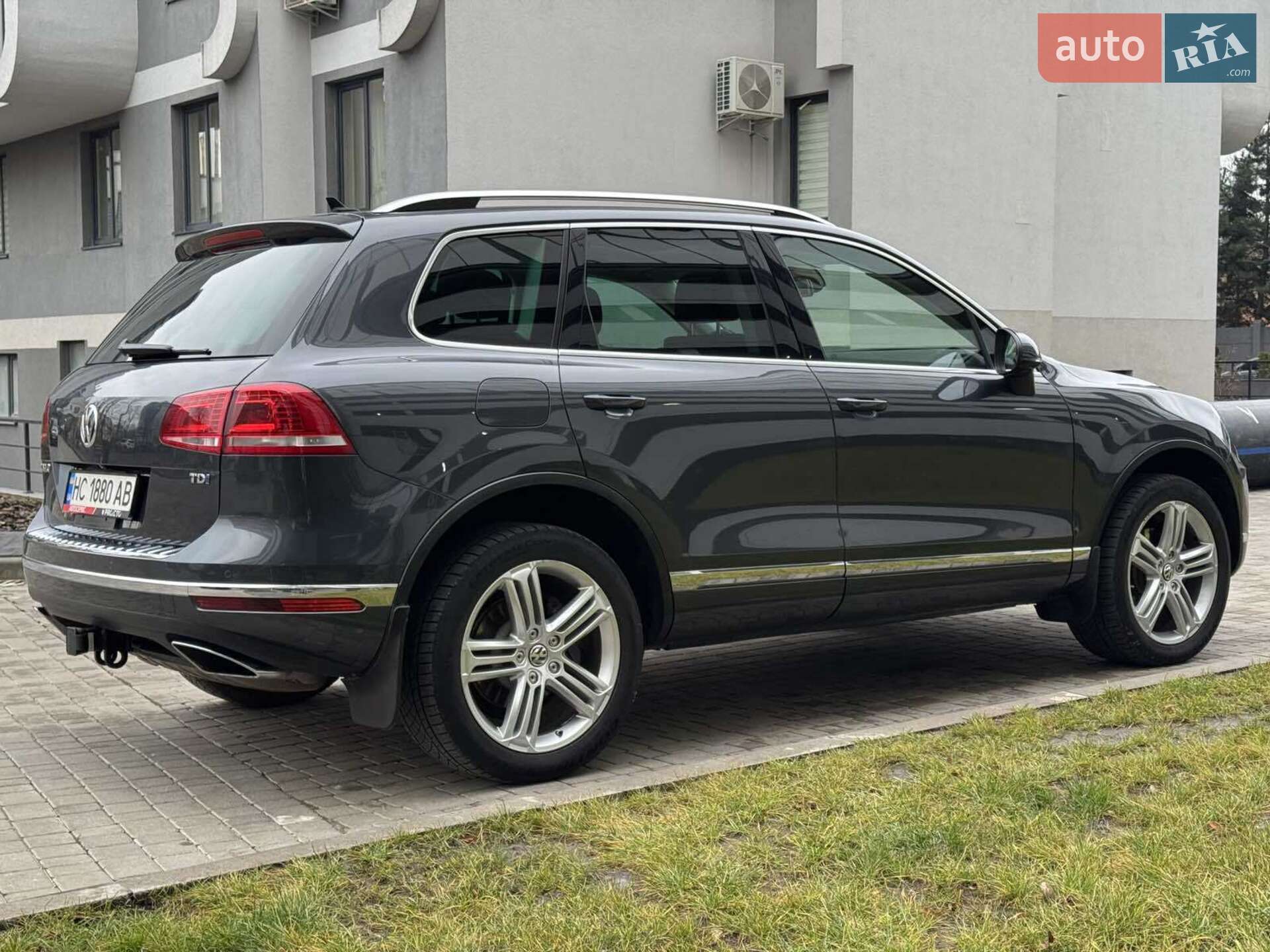 Volkswagen Touareg 2015 VIN WVGEP9BP9GD000562 фото оголошення 11 з 19