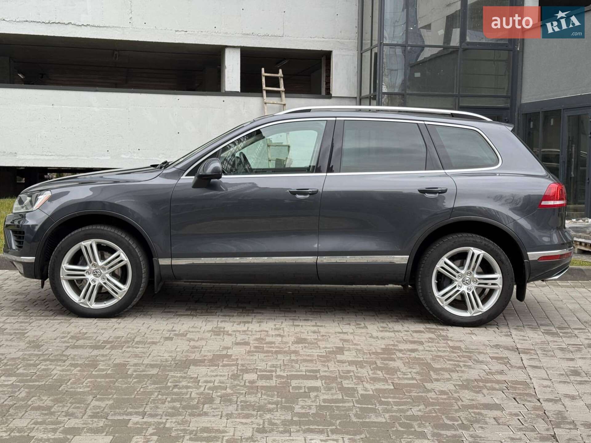 Volkswagen Touareg 2015 VIN WVGEP9BP9GD000562 фото оголошення 10 з 19
