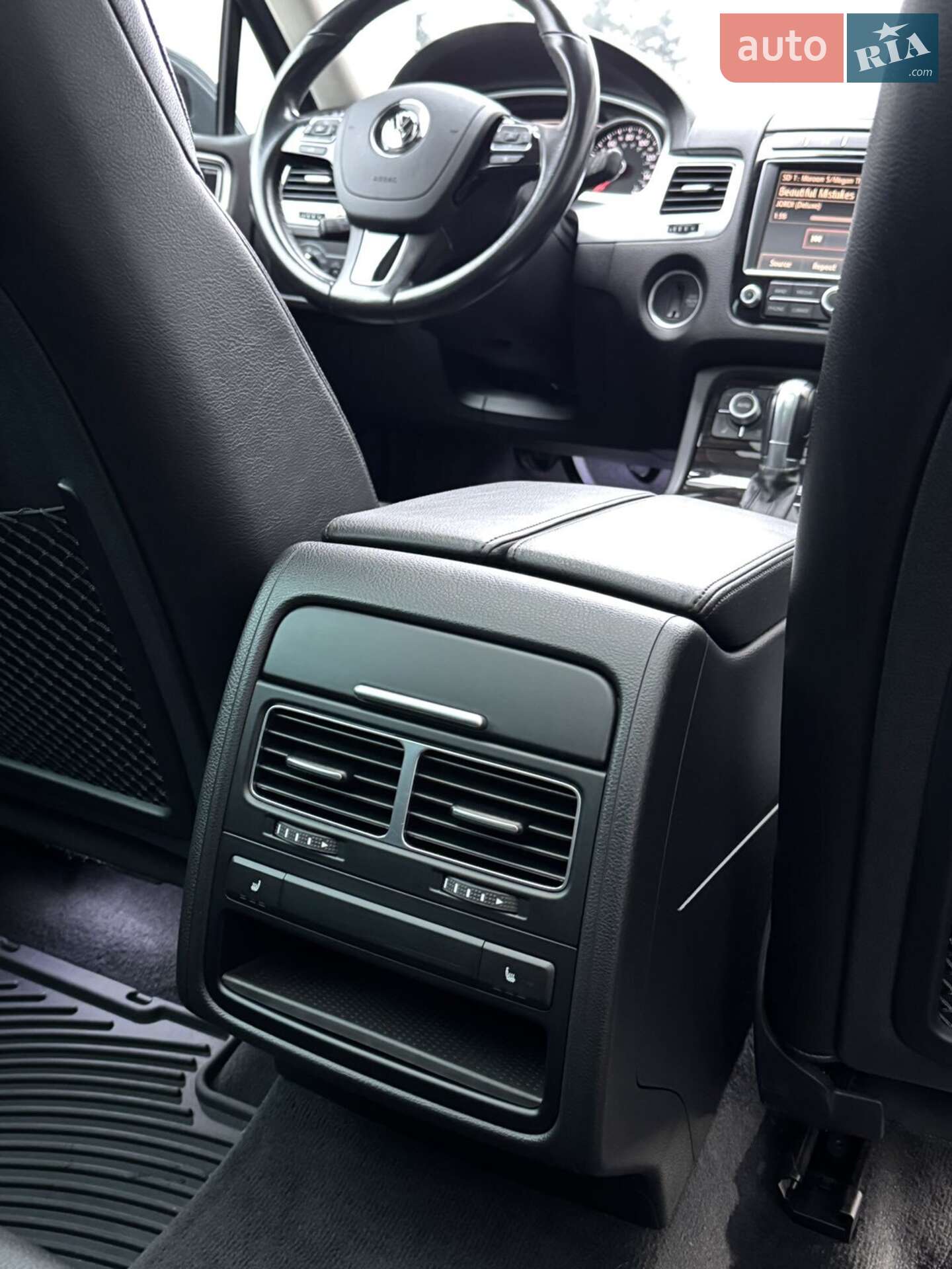 Volkswagen Touareg 2015 VIN WVGEP9BP9GD000562 фото оголошення 6 з 19