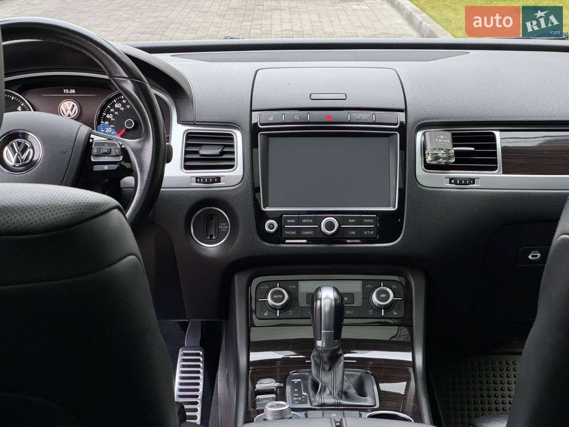Volkswagen Touareg 2015 VIN WVGEP9BP9GD000562 фото оголошення 7 з 19