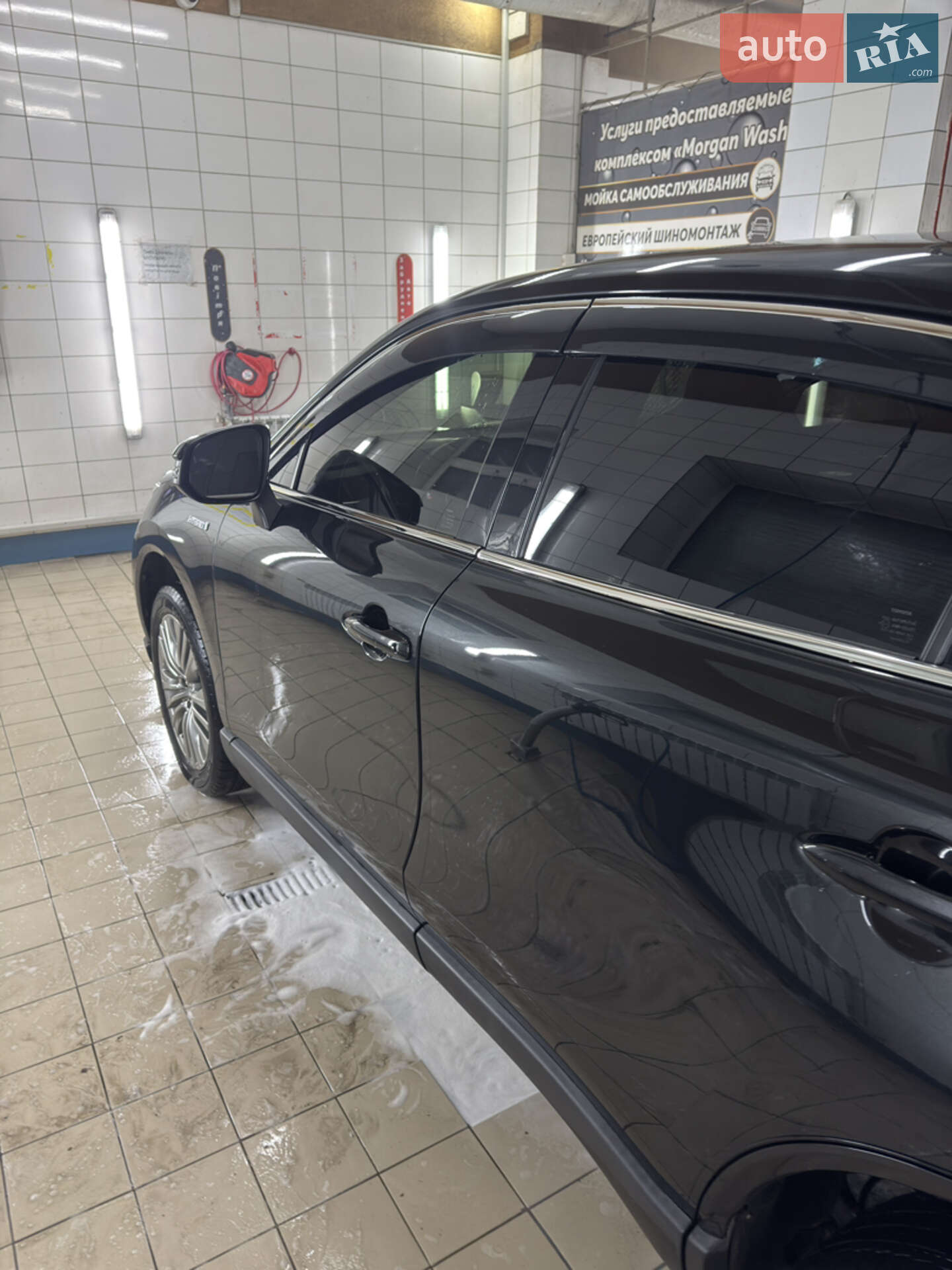 Toyota Venza 2021 VIN JTEAAAAH1MJ030132 фото оголошення 9 з 43
