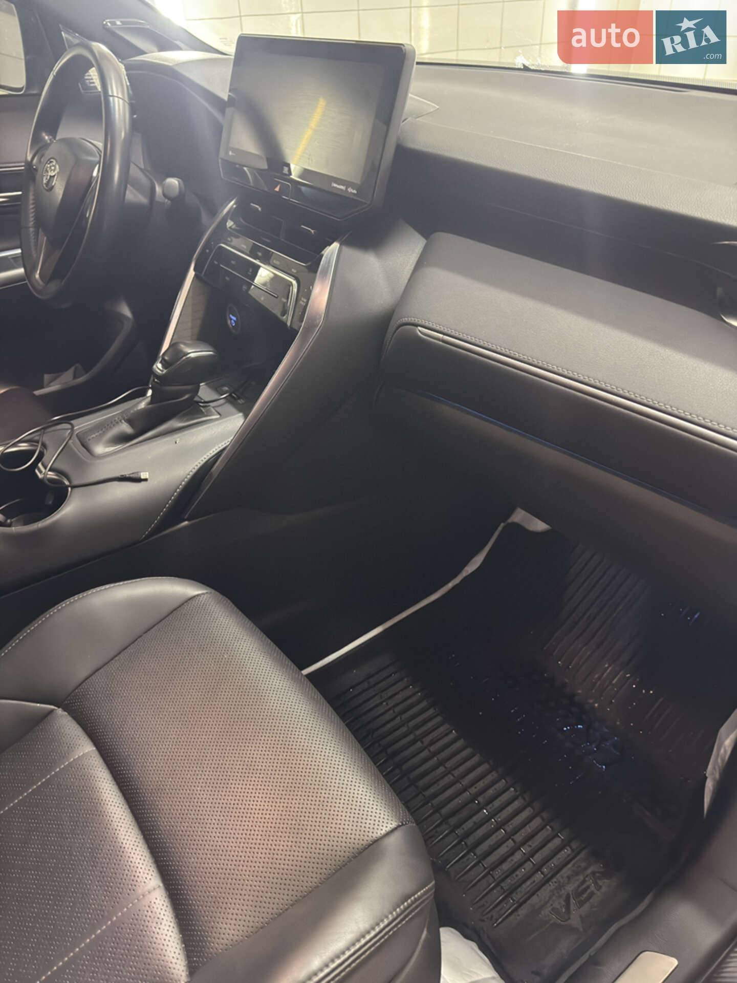 Toyota Venza 2021 VIN JTEAAAAH1MJ030132 фото оголошення 16 з 43