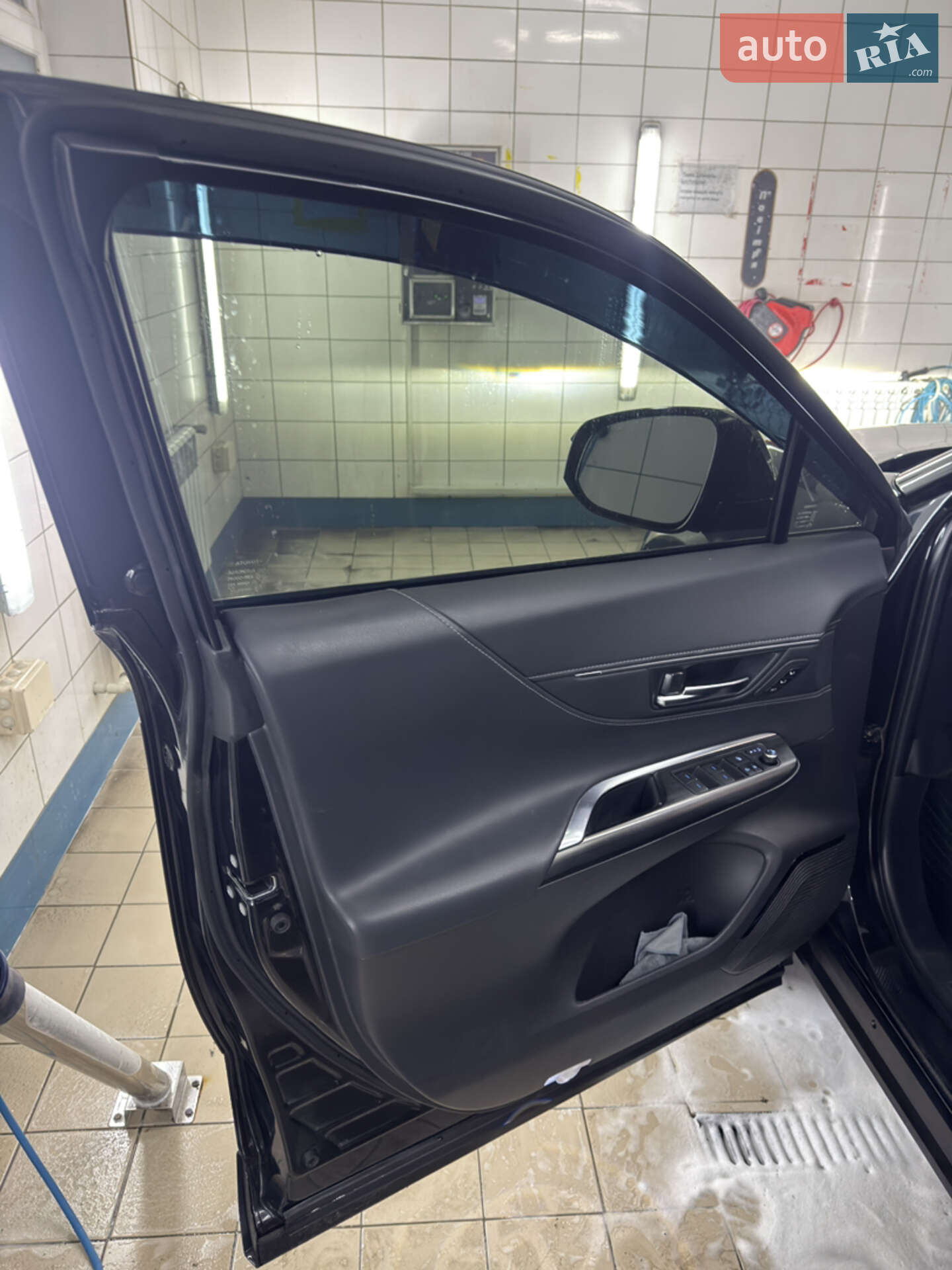 Toyota Venza 2021 VIN JTEAAAAH1MJ030132 фото оголошення 19 з 43