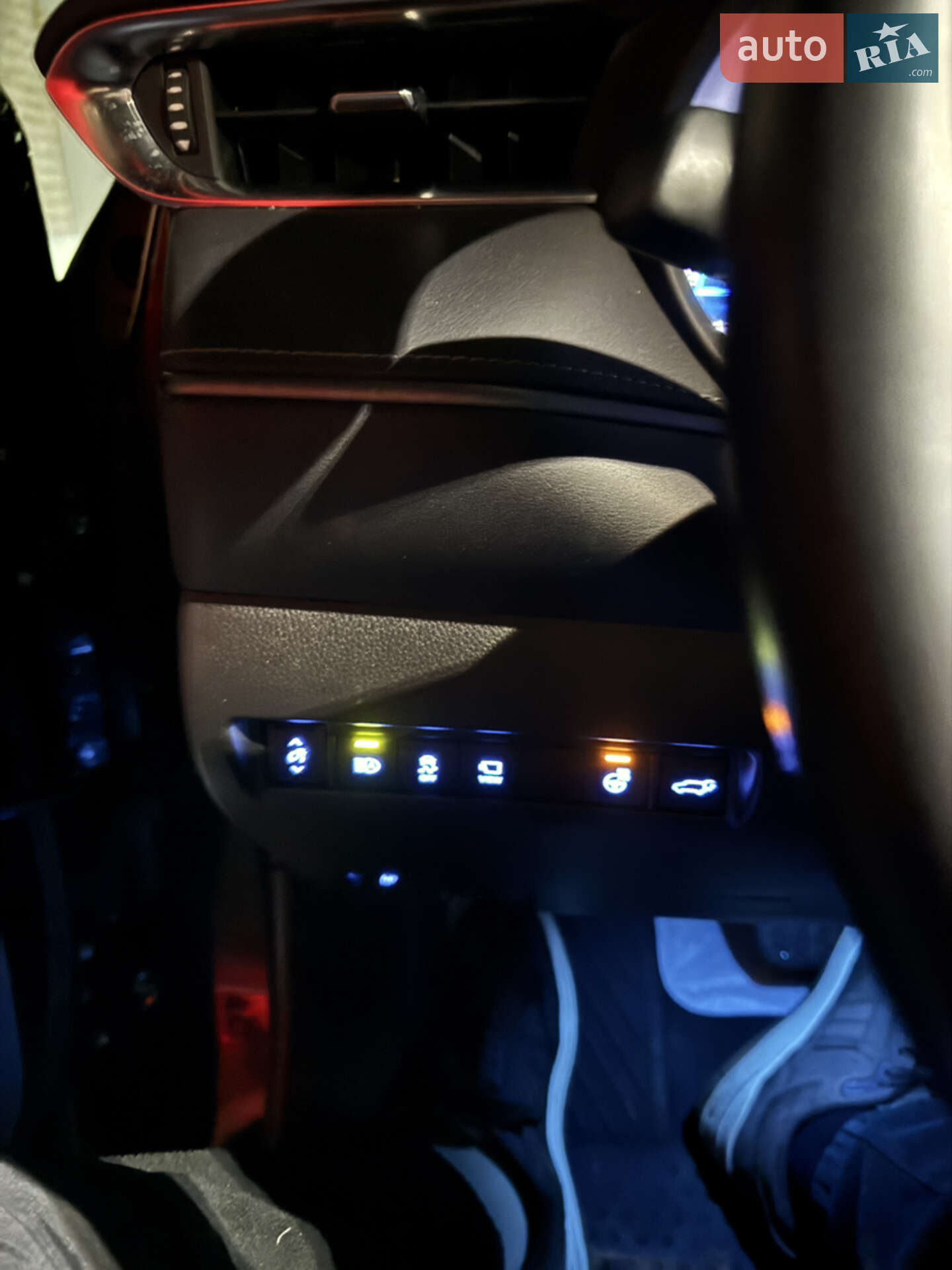 Toyota Venza 2021 VIN JTEAAAAH1MJ030132 фото оголошення 36 з 43