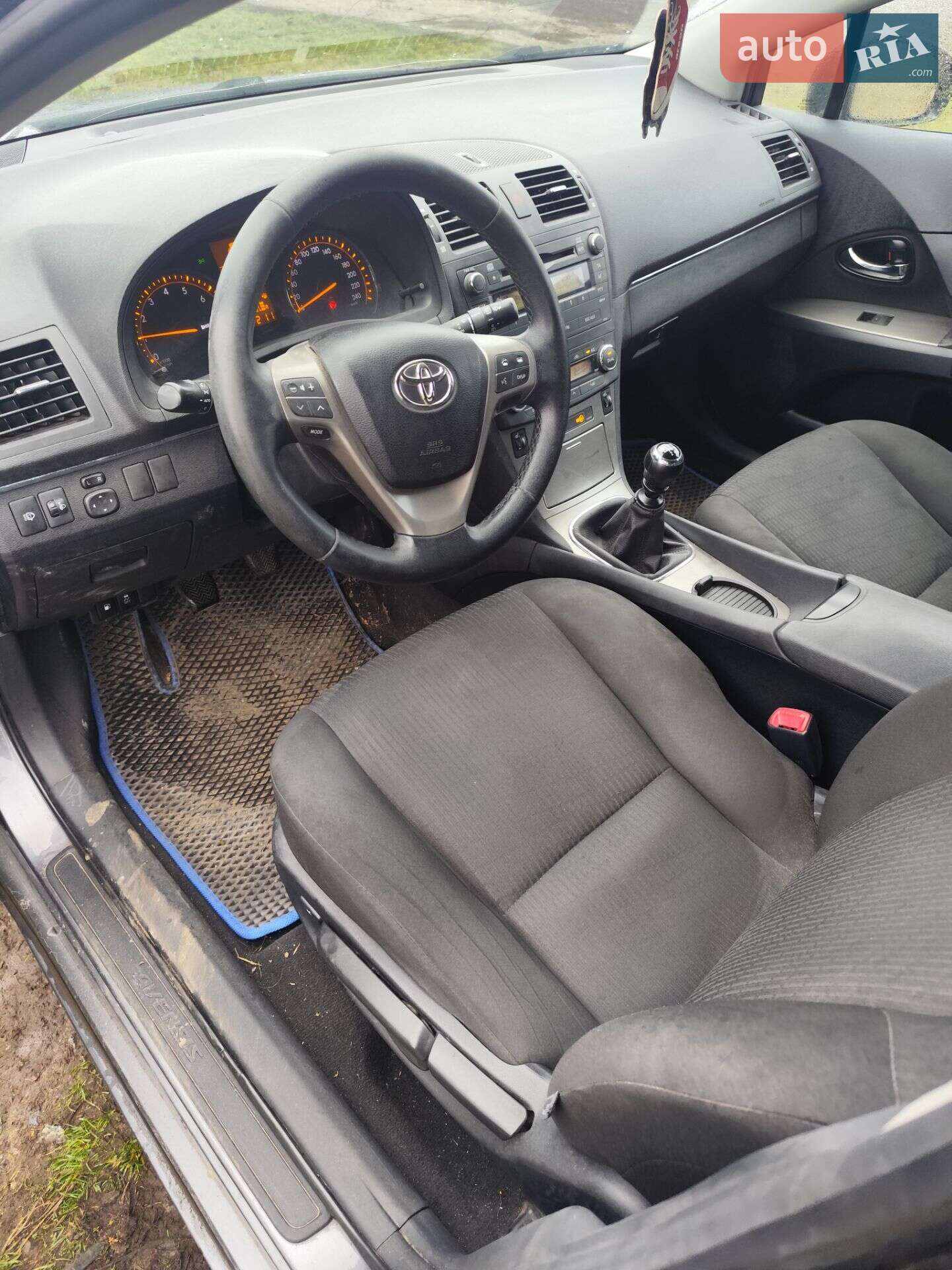 Toyota Avensis 2010 VIN SB1EE76LX0E010379 фото оголошення 5 з 9