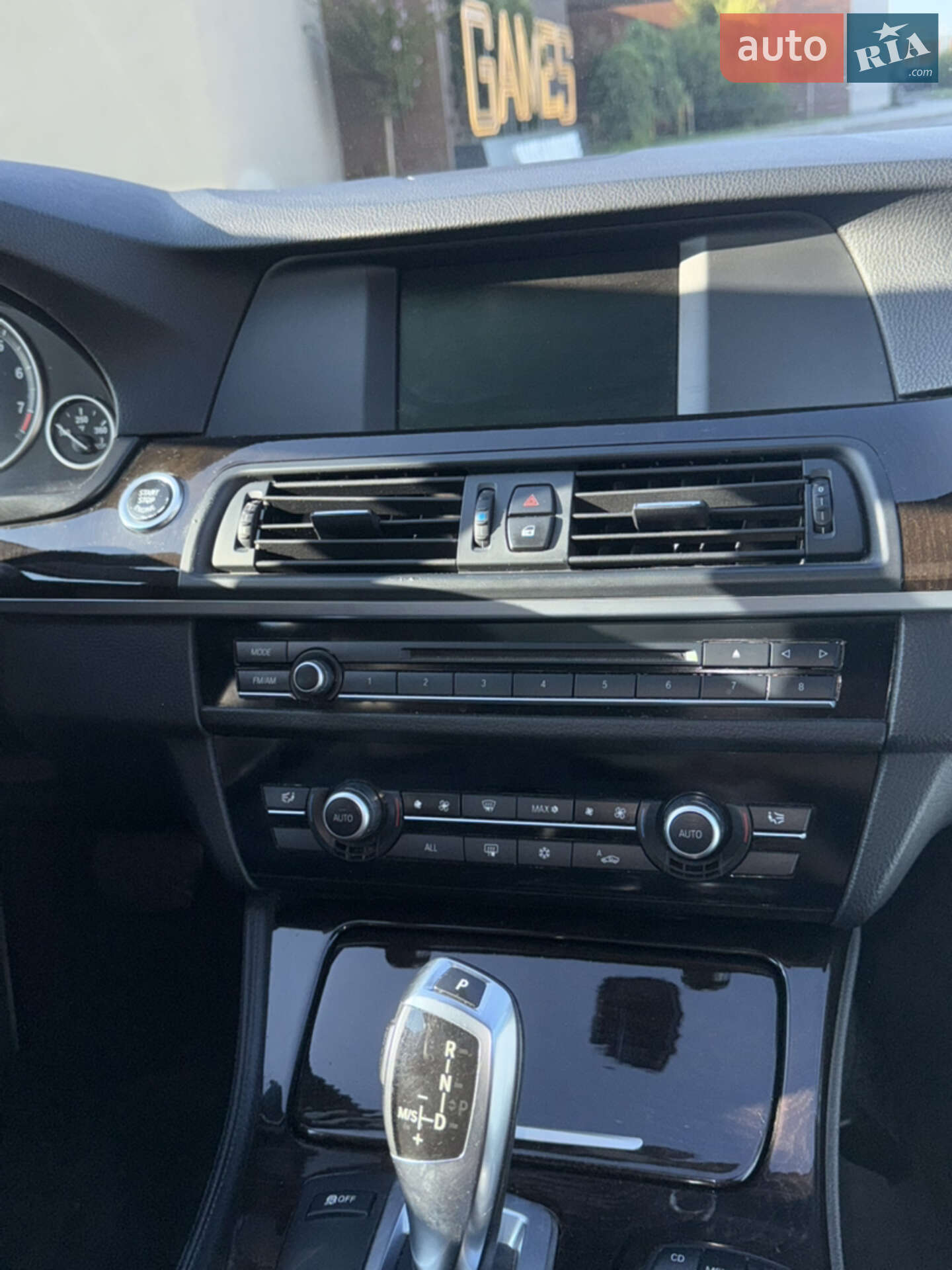BMW 5 Series 2011 VIN WBAFR1C5XBC745849 фото оголошення 6 з 8