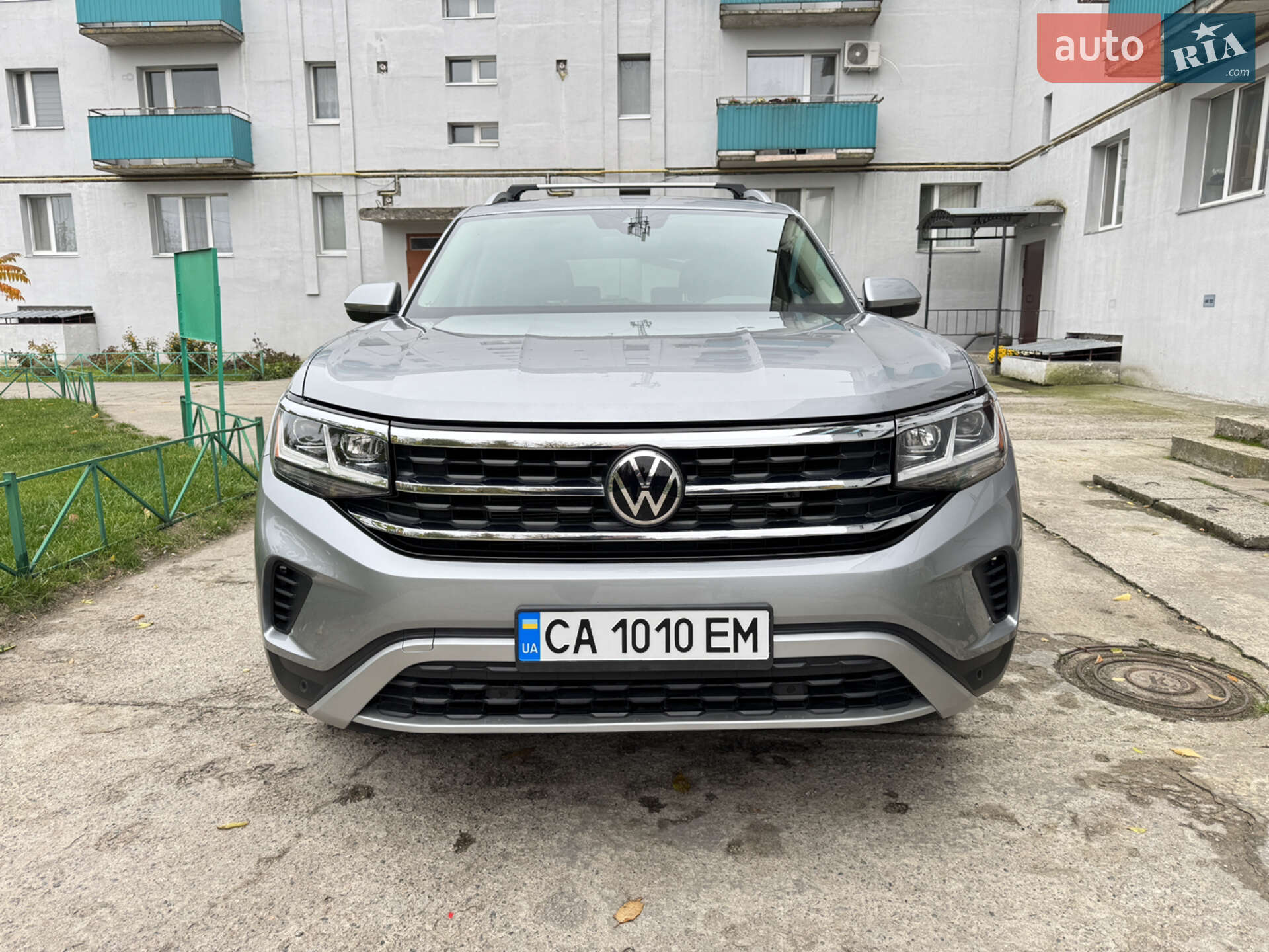 Volkswagen Atlas 2022 VIN 1V2BR2CA8NC534303 фото оголошення 2 з 11