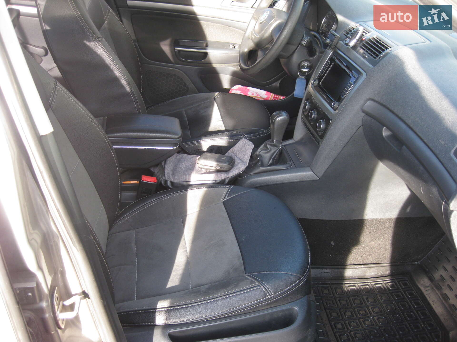 Skoda Octavia 2012 VIN TMBJT21Z1D2034883 фото оголошення 11 з 23