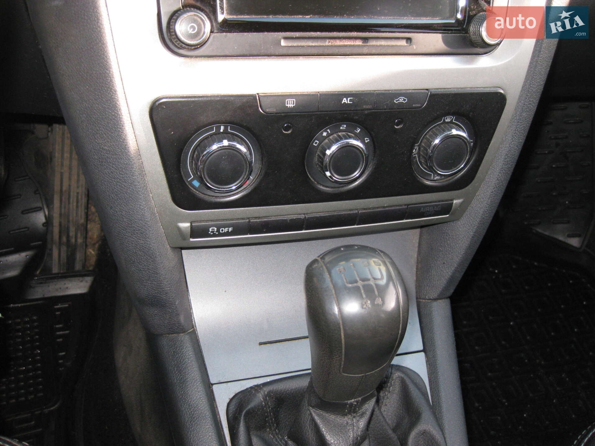 Skoda Octavia 2012 VIN TMBJT21Z1D2034883 фото оголошення 16 з 23