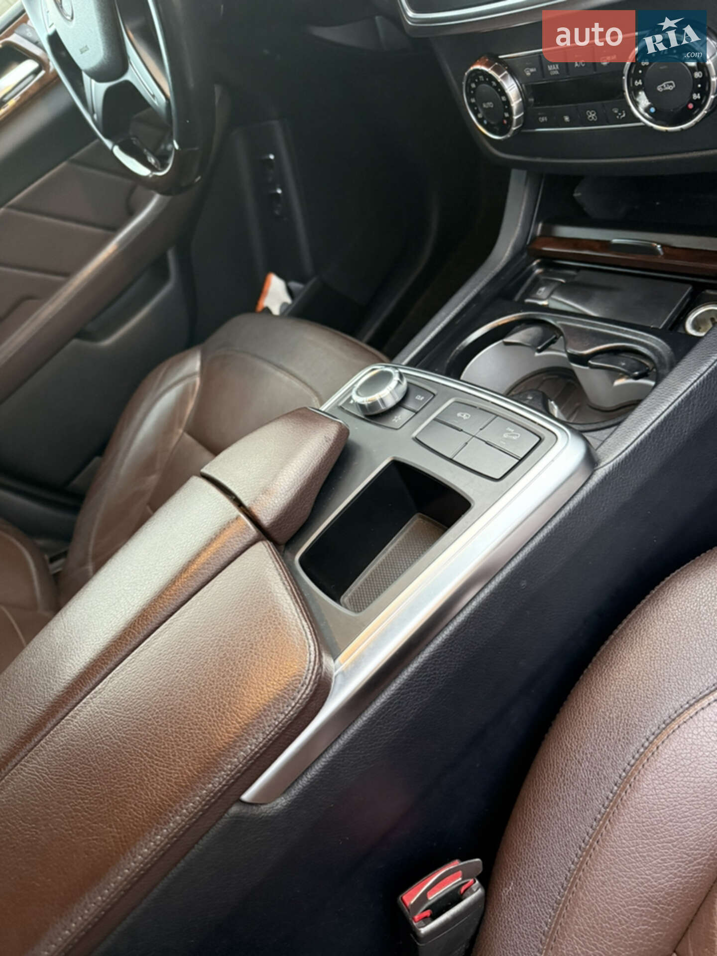 Mercedes-Benz GL-Class 2015 VIN 4JGDF2EE1FA592233 фото оголошення 25 з 86