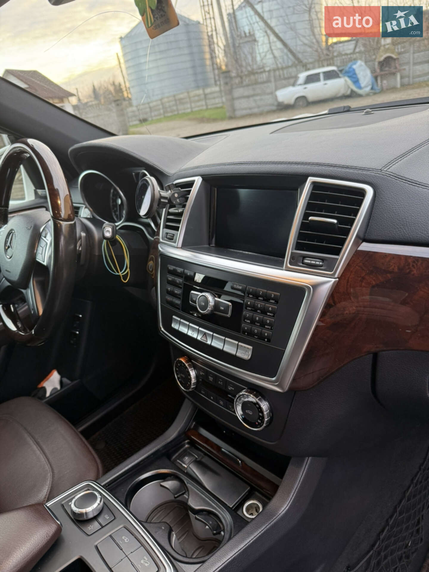 Mercedes-Benz GL-Class 2015 VIN 4JGDF2EE1FA592233 фото оголошення 26 з 86