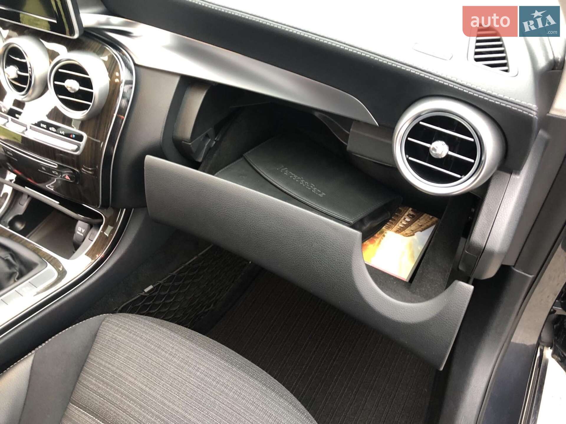 Mercedes-Benz C-Class 2014 VIN WDD2050041F100394 фото оголошення 17 з 32