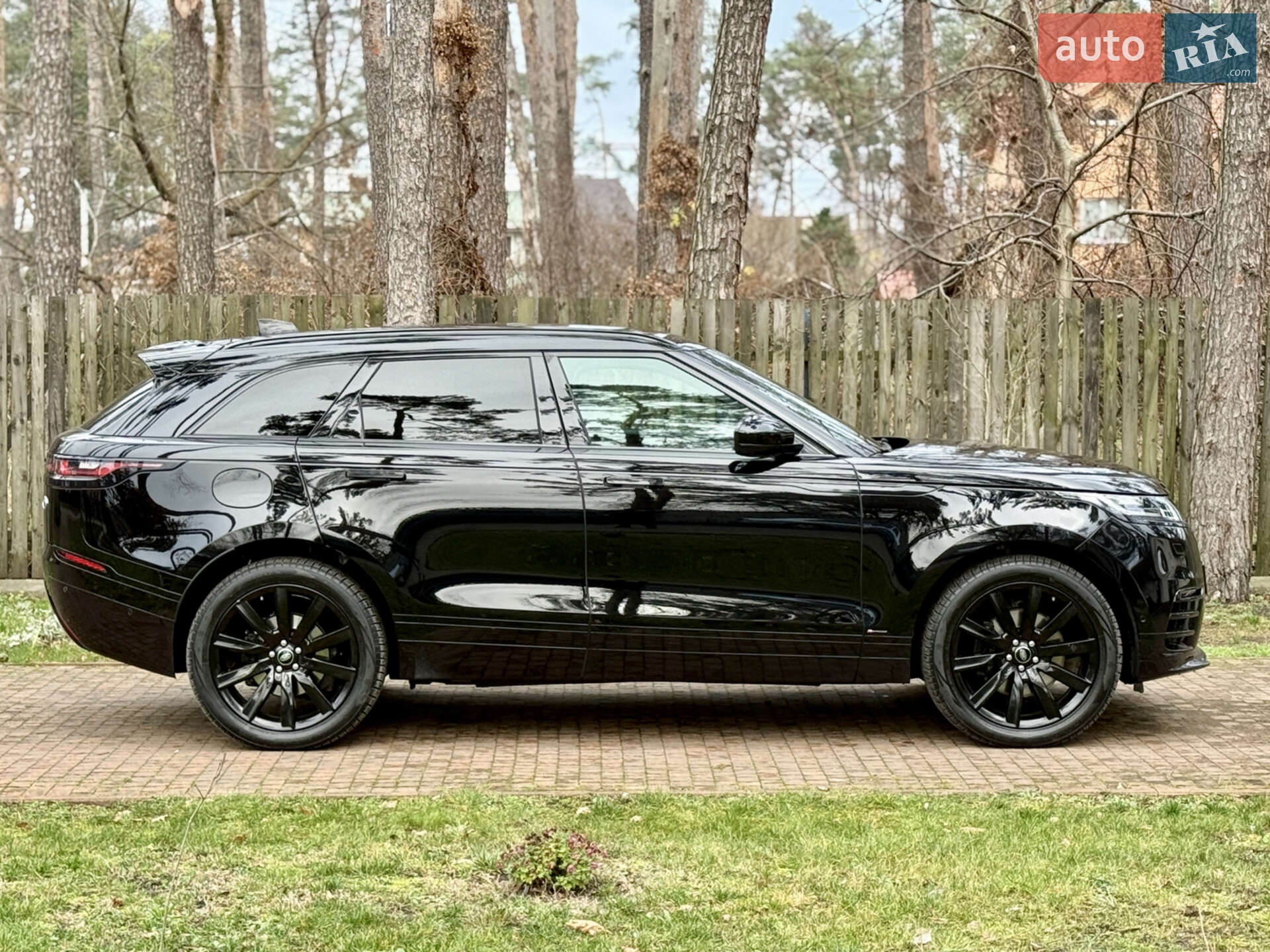Land Rover Range Rover Velar 2019 VIN SALYA2BK4LA251203 фото оголошення 5 з 142