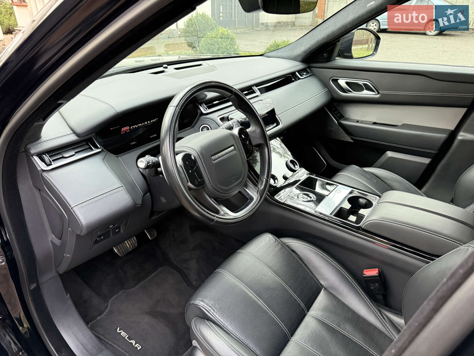Land Rover Range Rover Velar 2019 VIN SALYA2BK4LA251203 фото оголошення 64 з 142