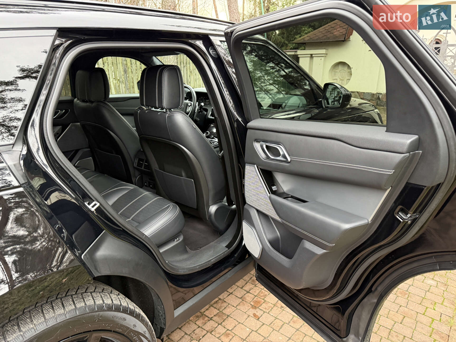 Land Rover Range Rover Velar 2019 VIN SALYA2BK4LA251203 фото оголошення 107 з 142