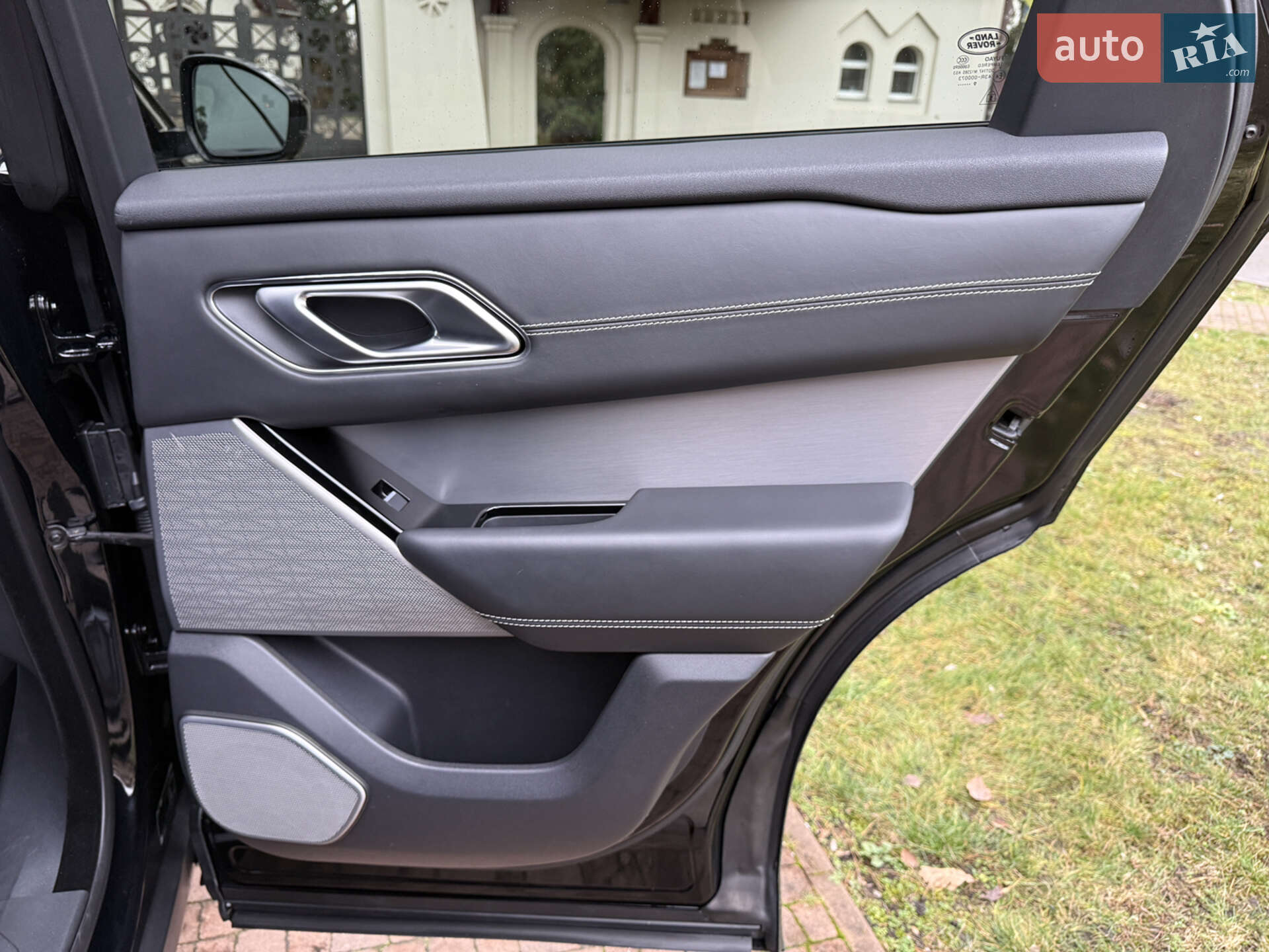 Land Rover Range Rover Velar 2019 VIN SALYA2BK4LA251203 фото оголошення 109 з 142