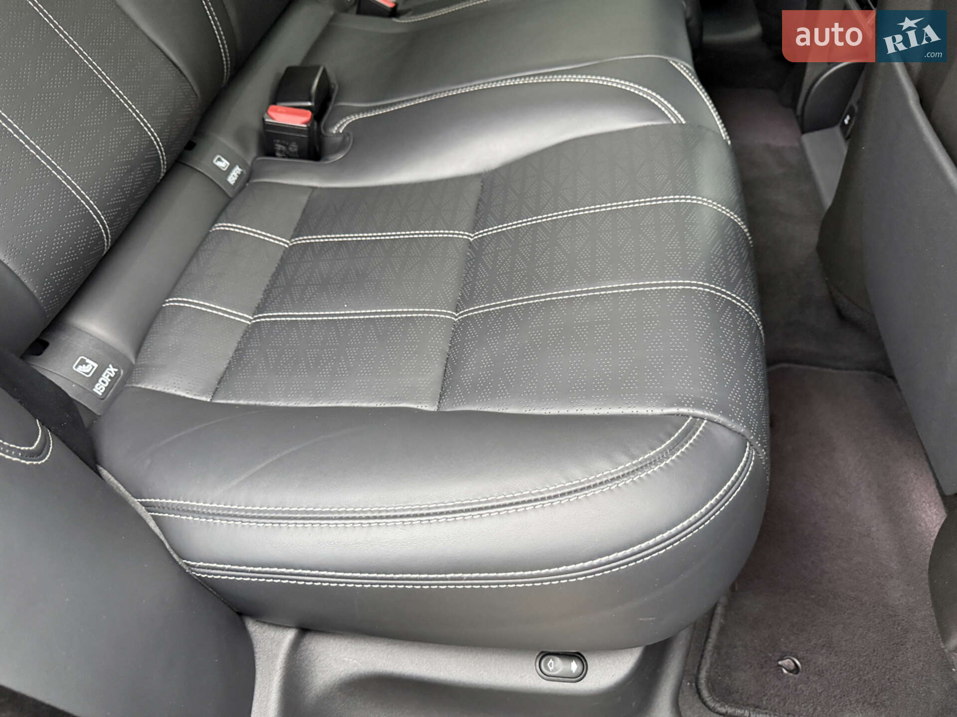 Land Rover Range Rover Velar 2019 VIN SALYA2BK4LA251203 фото оголошення 113 з 142
