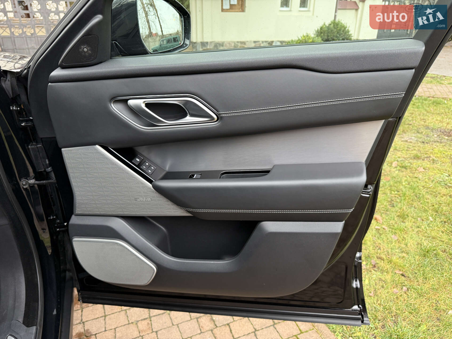 Land Rover Range Rover Velar 2019 VIN SALYA2BK4LA251203 фото оголошення 116 з 142