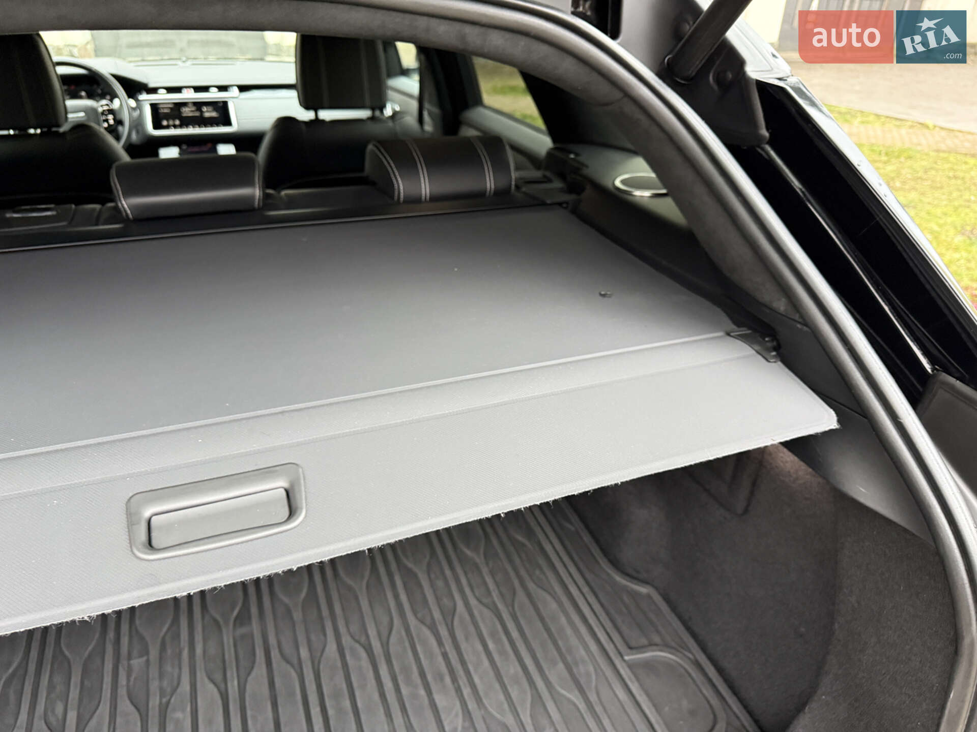 Land Rover Range Rover Velar 2019 VIN SALYA2BK4LA251203 фото оголошення 132 з 142