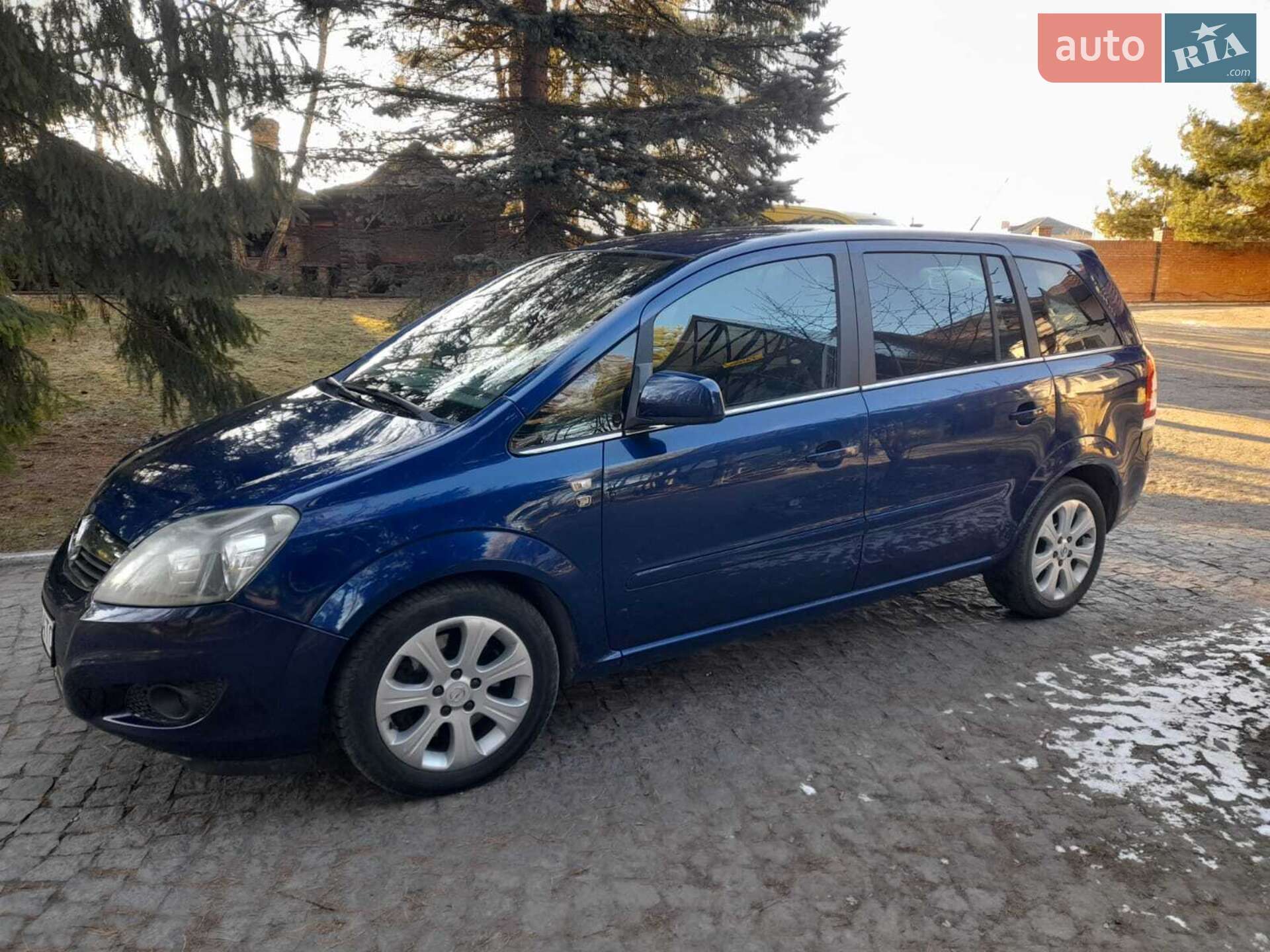 Opel Zafira 2010 VIN W0L0AHM75A2056658 фото оголошення 3 з 23