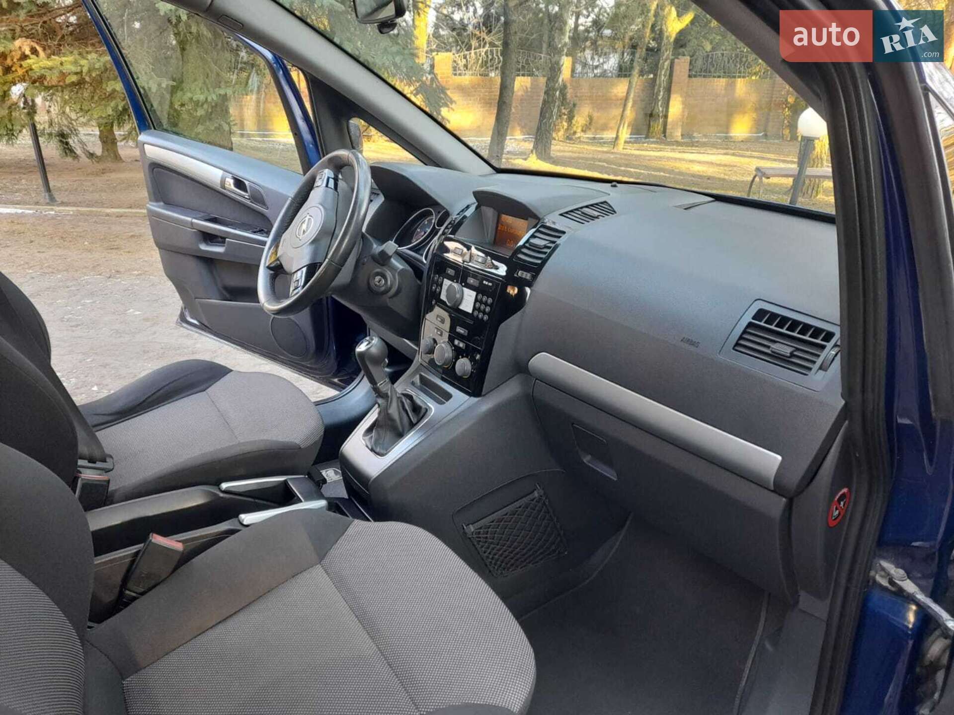 Opel Zafira 2010 VIN W0L0AHM75A2056658 фото оголошення 17 з 23