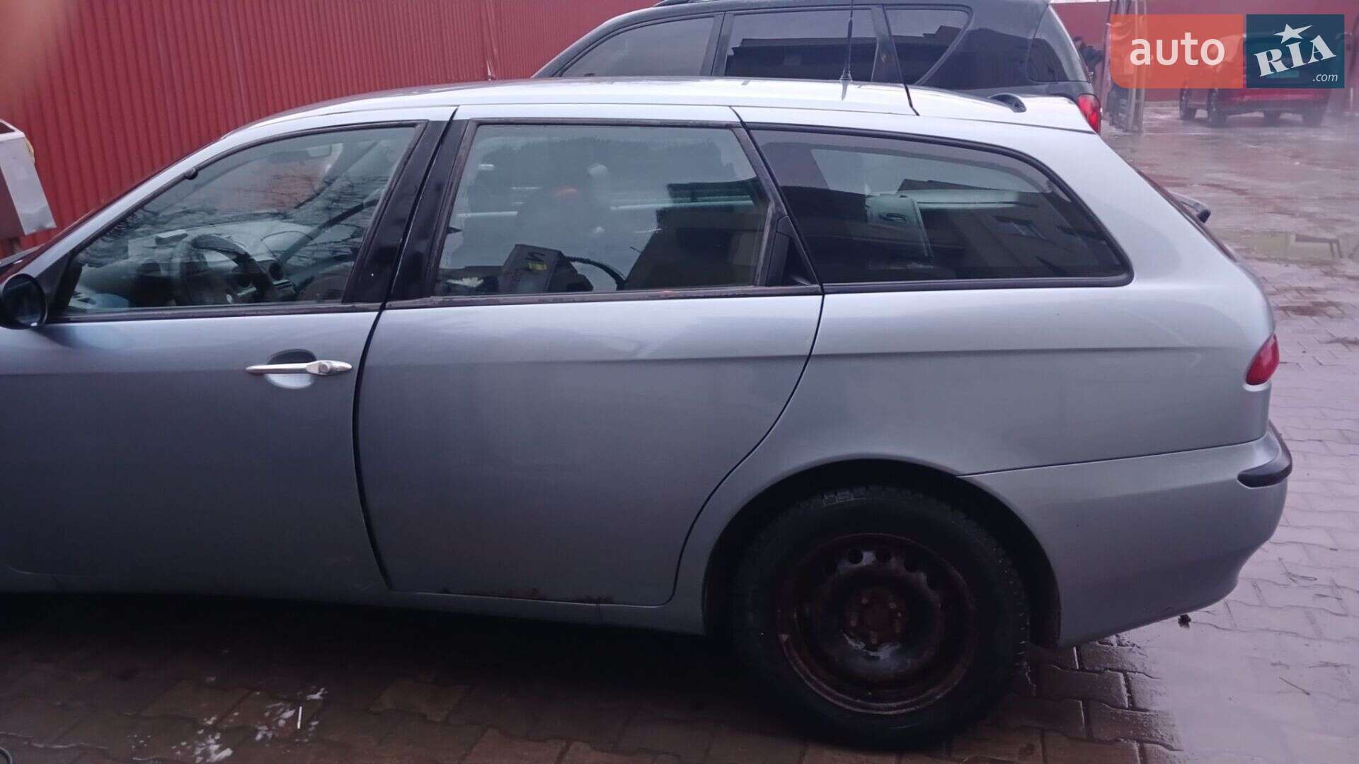 Alfa Romeo 156 2001 VIN ZAR93200001258675 фото оголошення 8 з 23