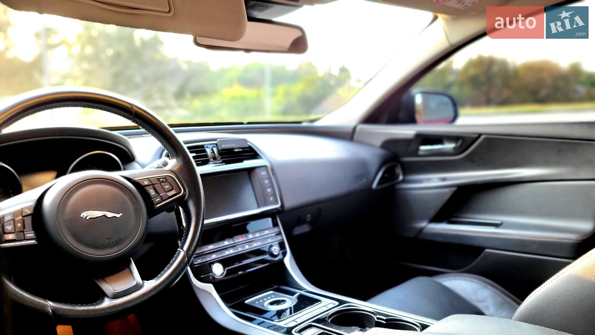 Jaguar XE 2015 VIN SAJAB4BG4GA901328 фото оголошення 24 з 30