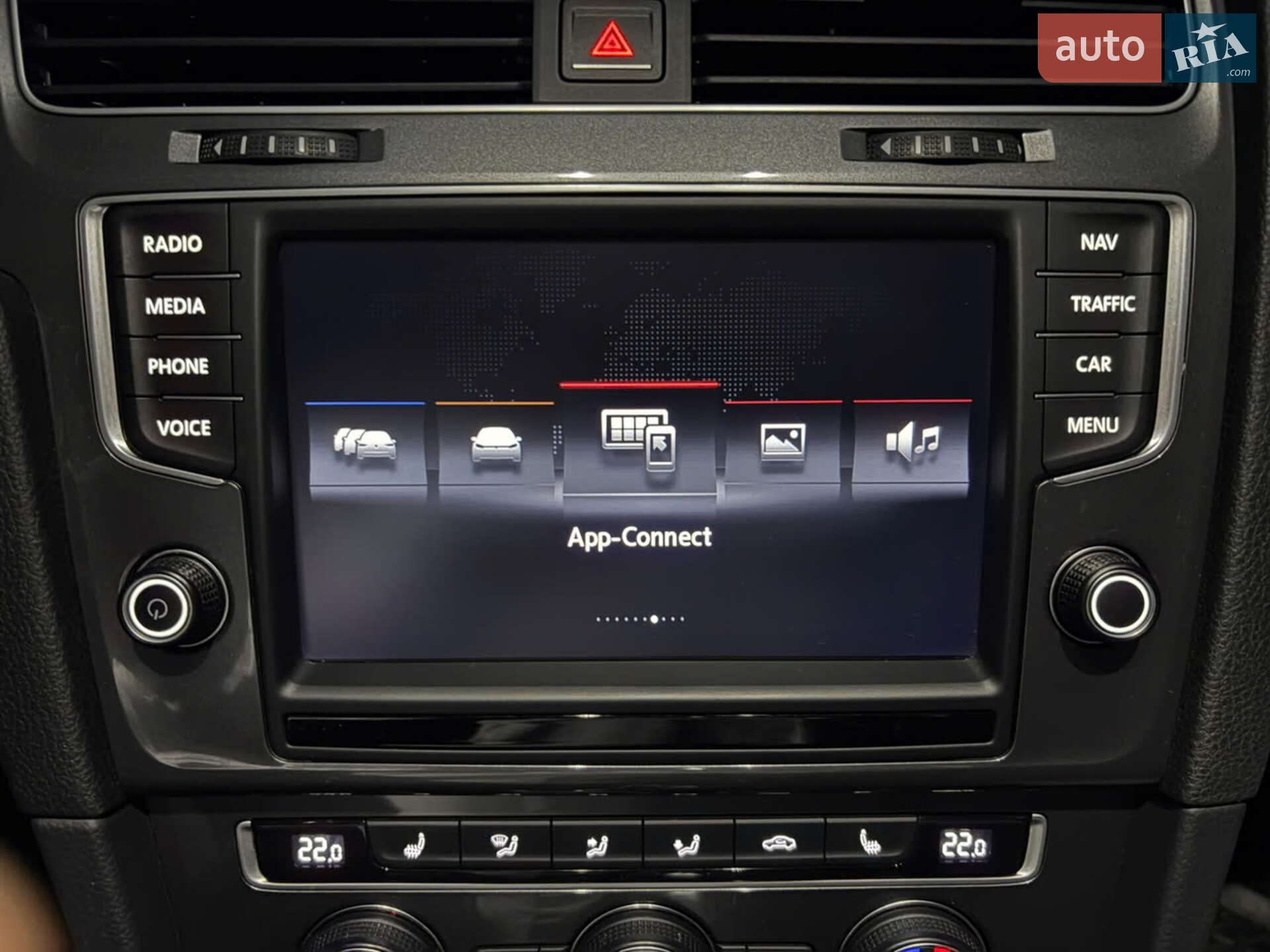 Volkswagen e-Golf 2015 VIN WVWZZZAUZFW908801 фото оголошення 15 з 40