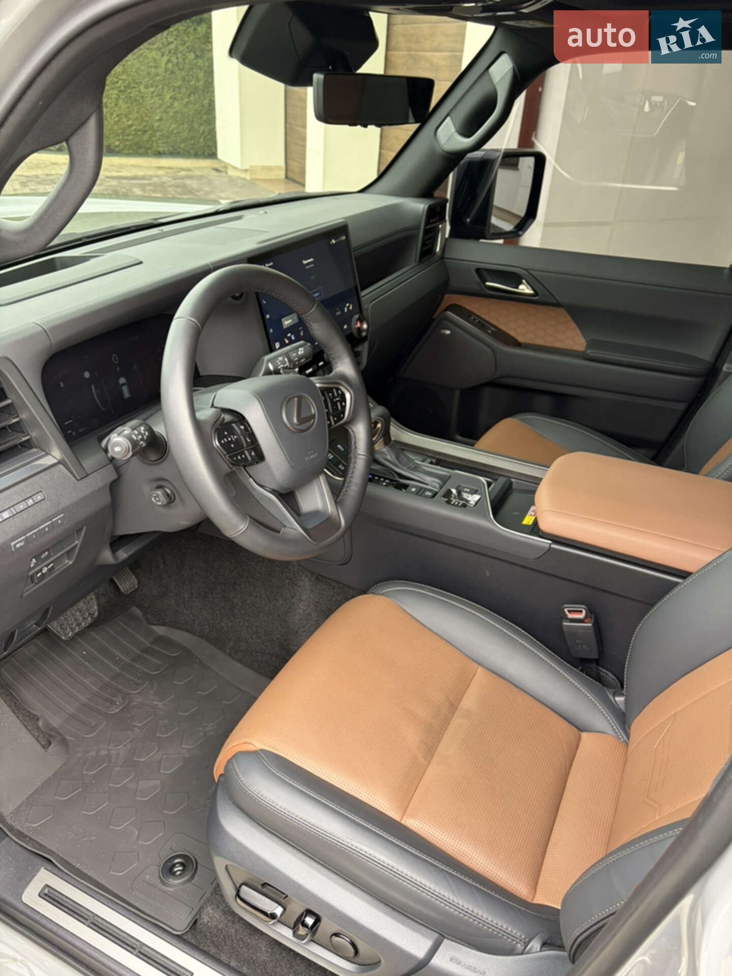 Lexus GX 2024 VIN JTJTBDDX705027072 фото оголошення 143 з 204