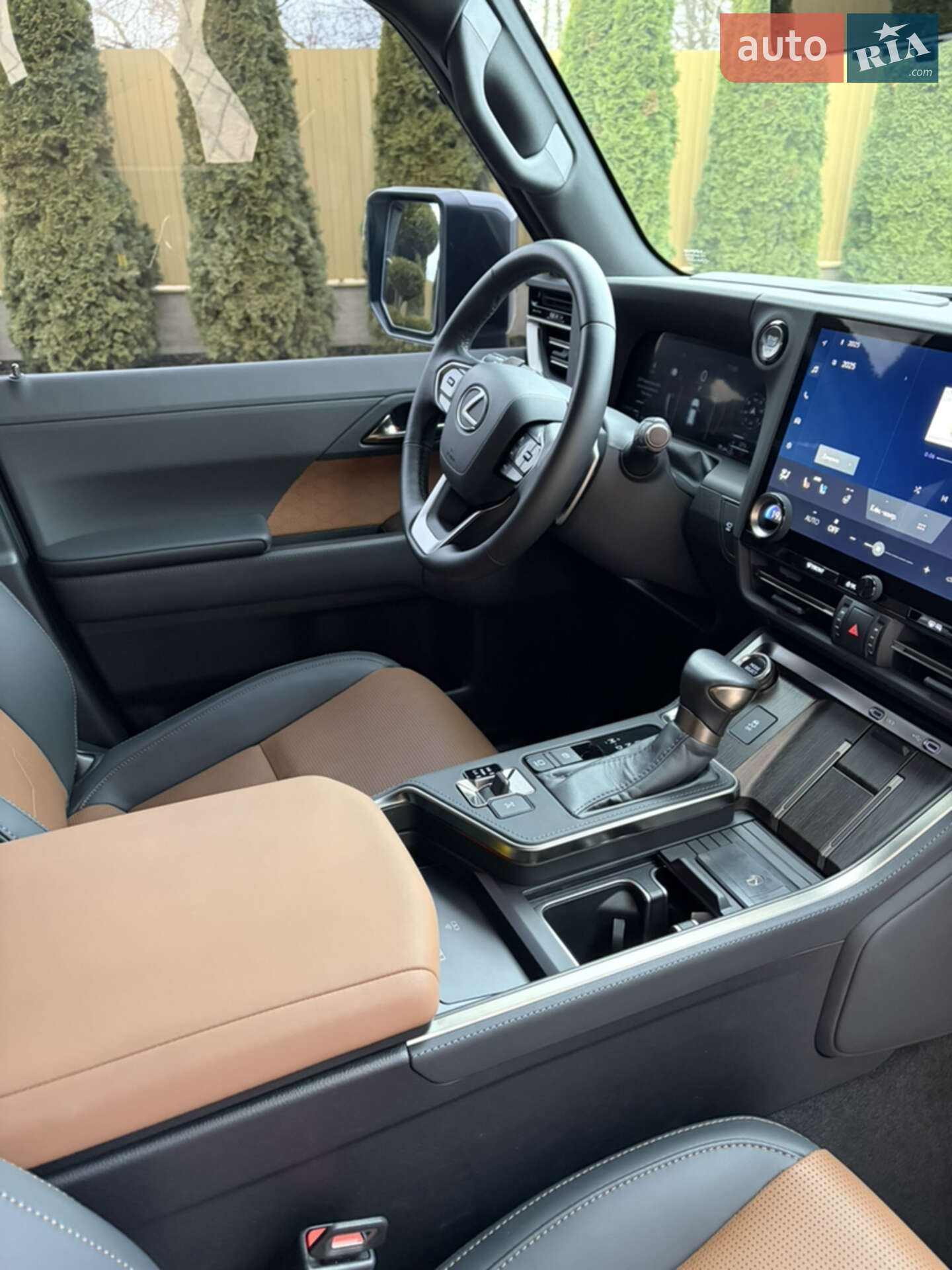 Lexus GX 2024 VIN JTJTBDDX705027072 фото оголошення 159 з 204