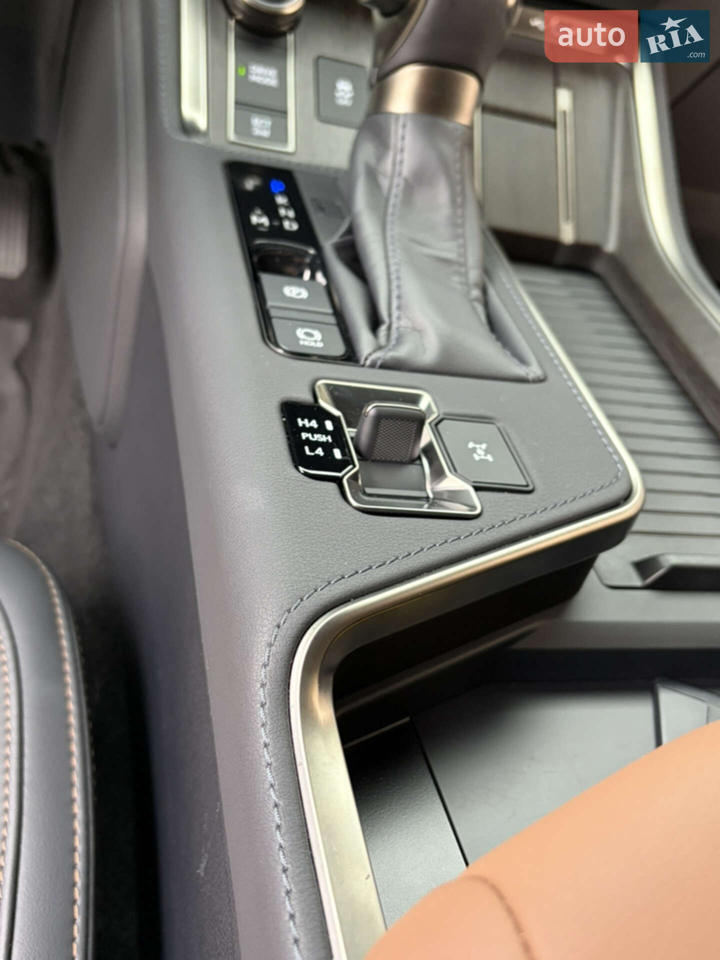 Lexus GX 2024 VIN JTJTBDDX705027072 фото оголошення 164 з 204