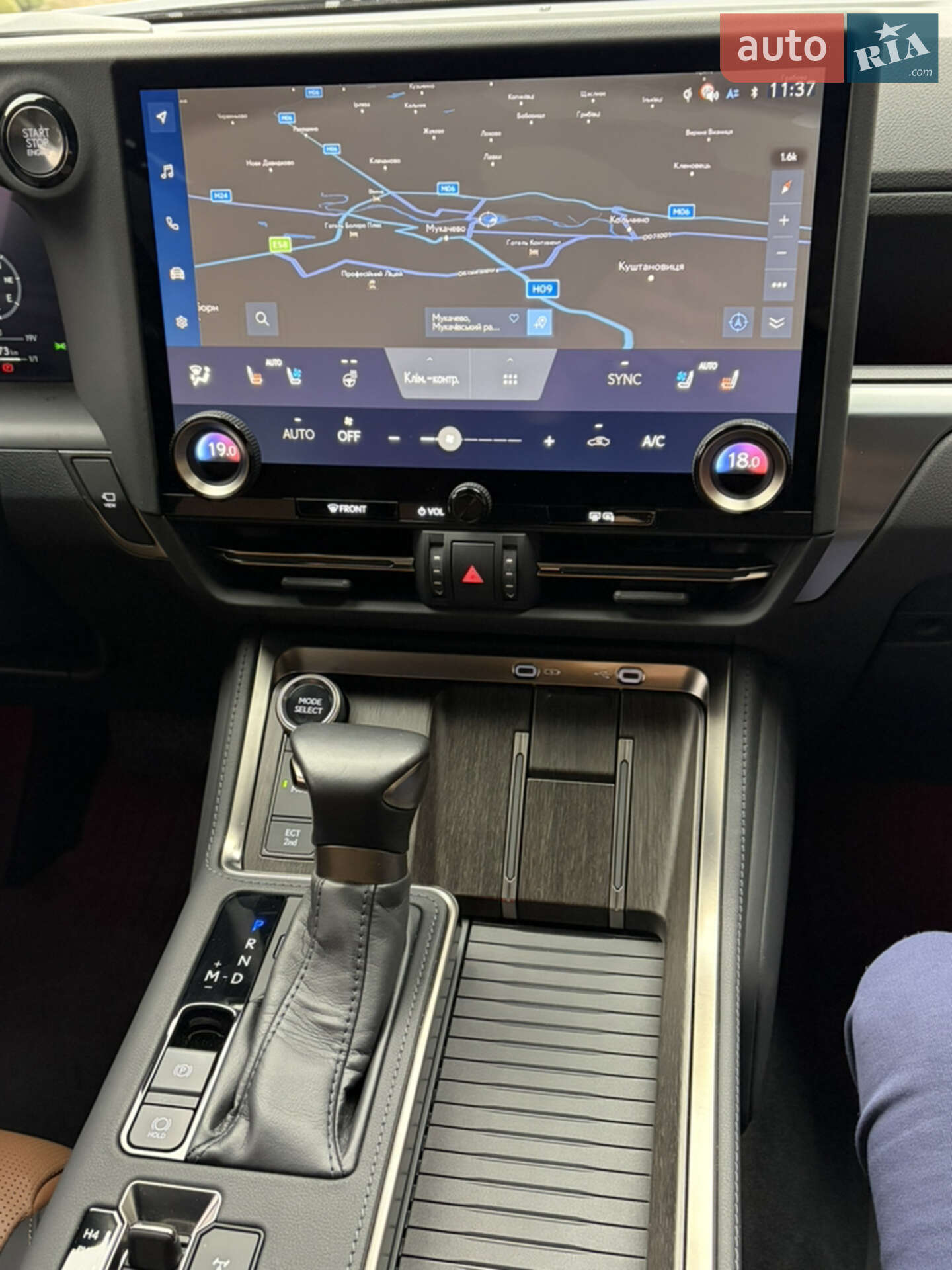 Lexus GX 2024 VIN JTJTBDDX705027072 фото оголошення 171 з 204
