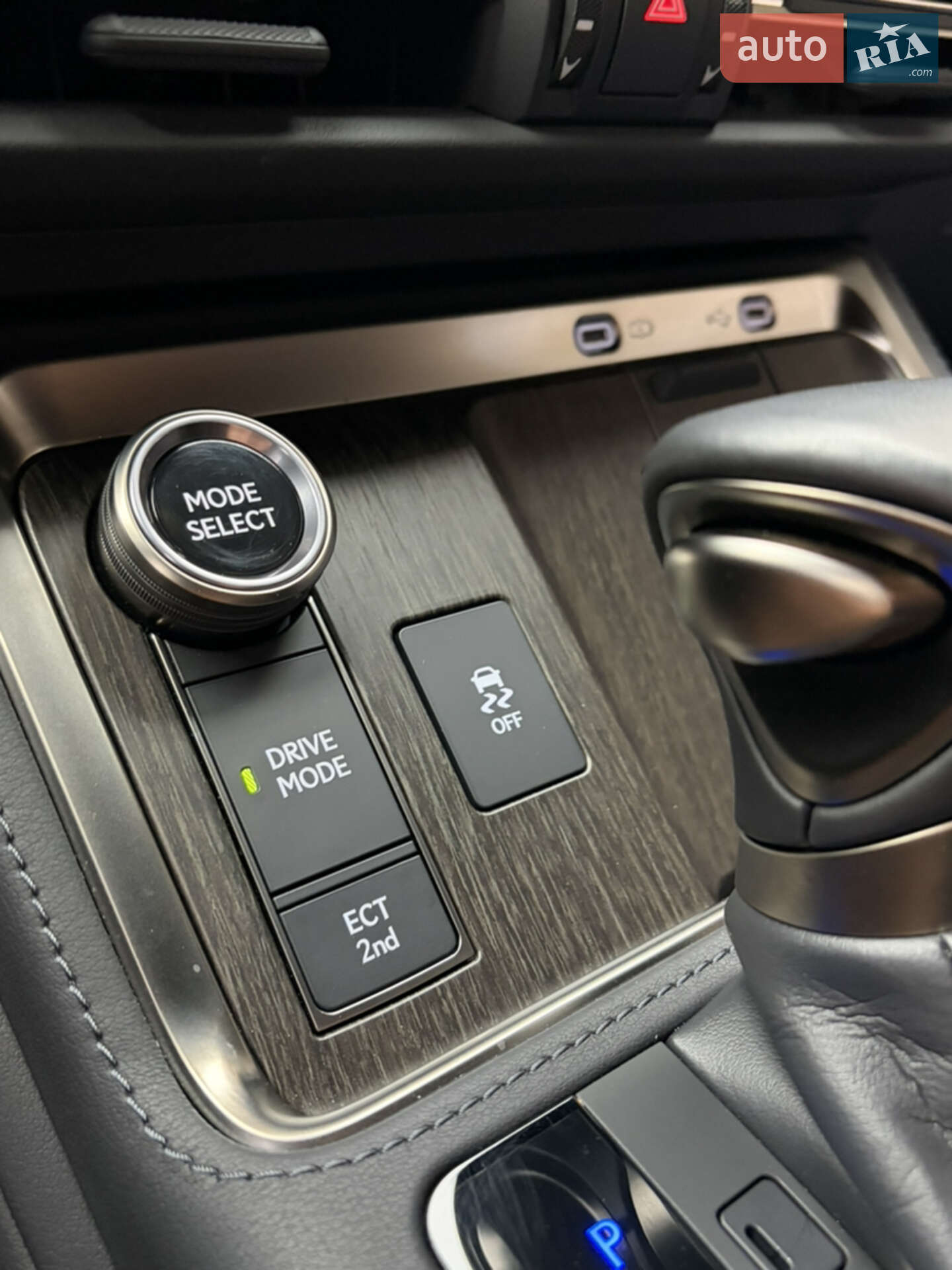 Lexus GX 2024 VIN JTJTBDDX705027072 фото оголошення 180 з 204