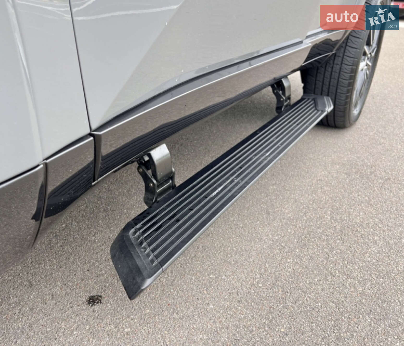 Lexus GX 2024 VIN JTJTBDDX705027072 фото оголошення 195 з 204