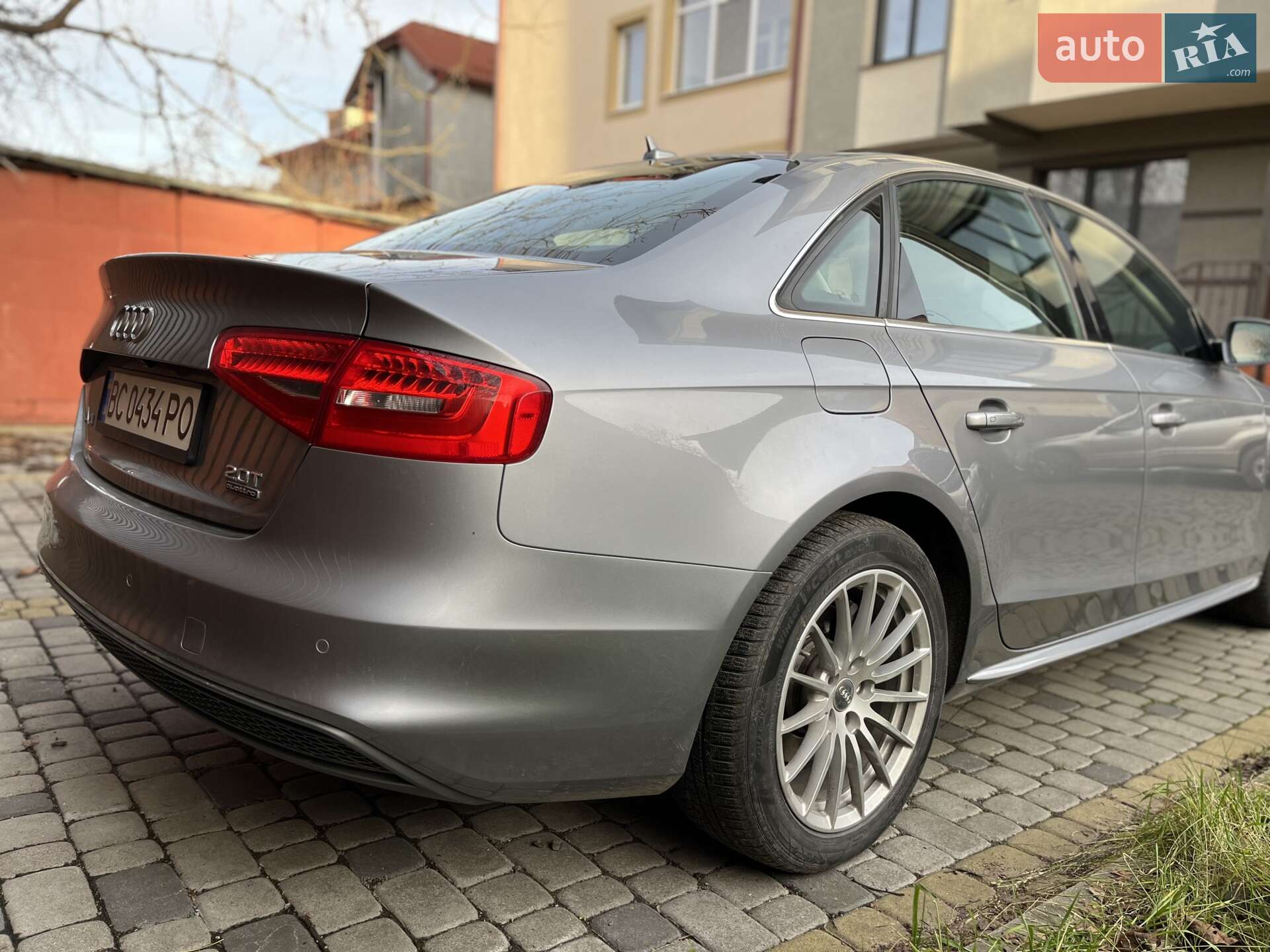 Audi A4 2015 VIN WAUFFAFL7GN006582 фото оголошення 5 з 28