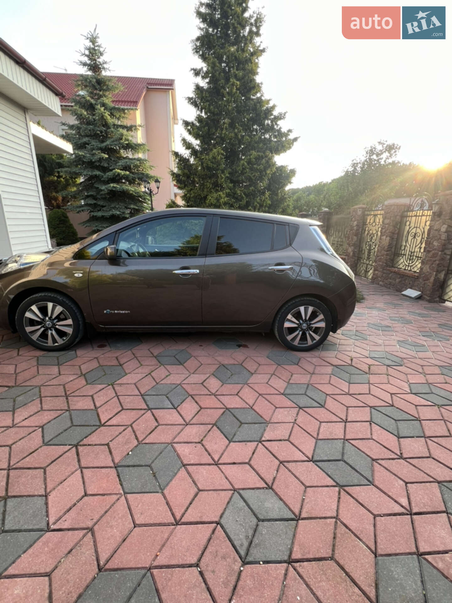 Nissan Leaf 2017 VIN SJNFAAZE0U6065943 фото оголошення 4 з 12