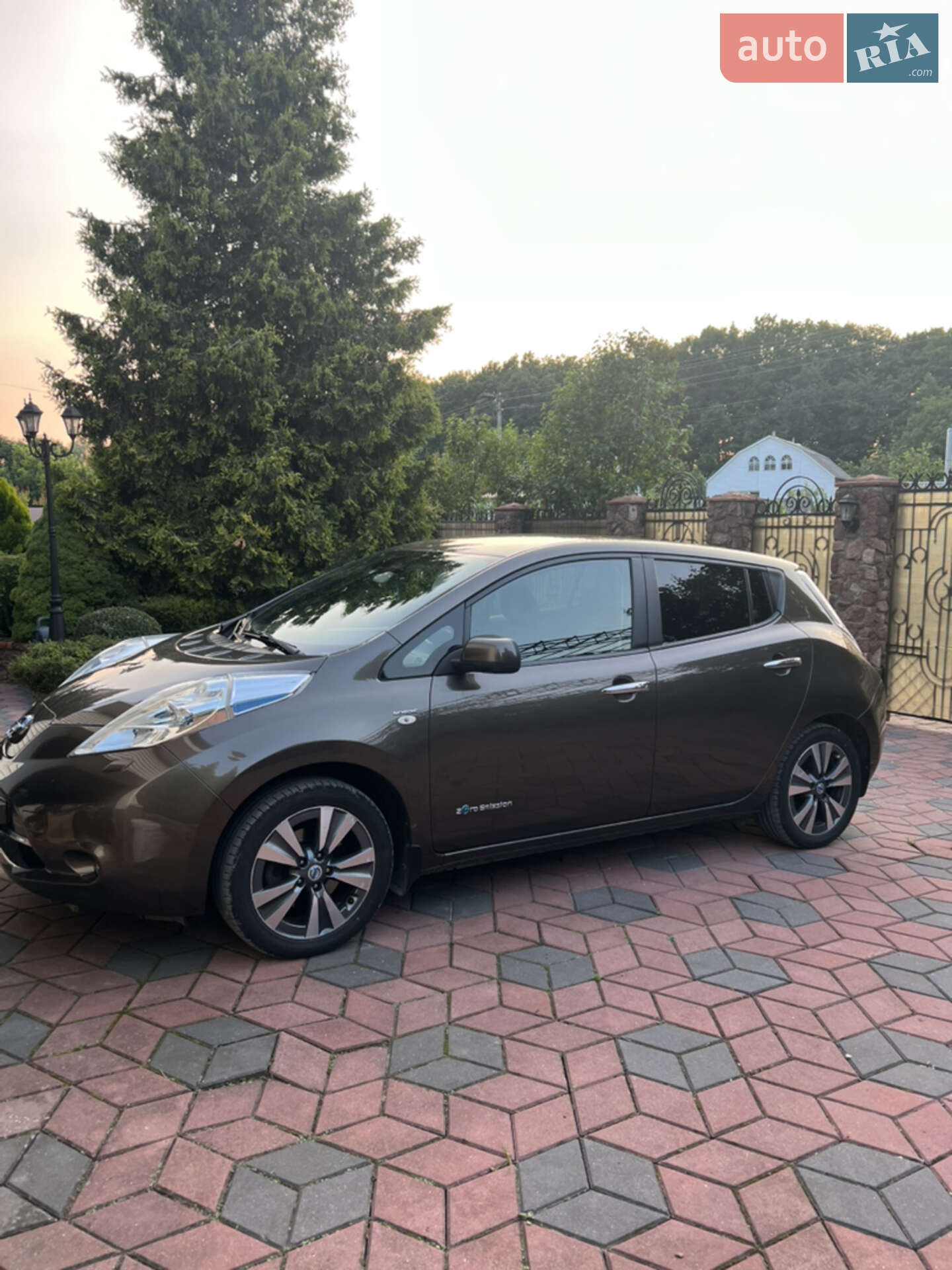 Nissan Leaf 2017 VIN SJNFAAZE0U6065943 фото оголошення 9 з 12