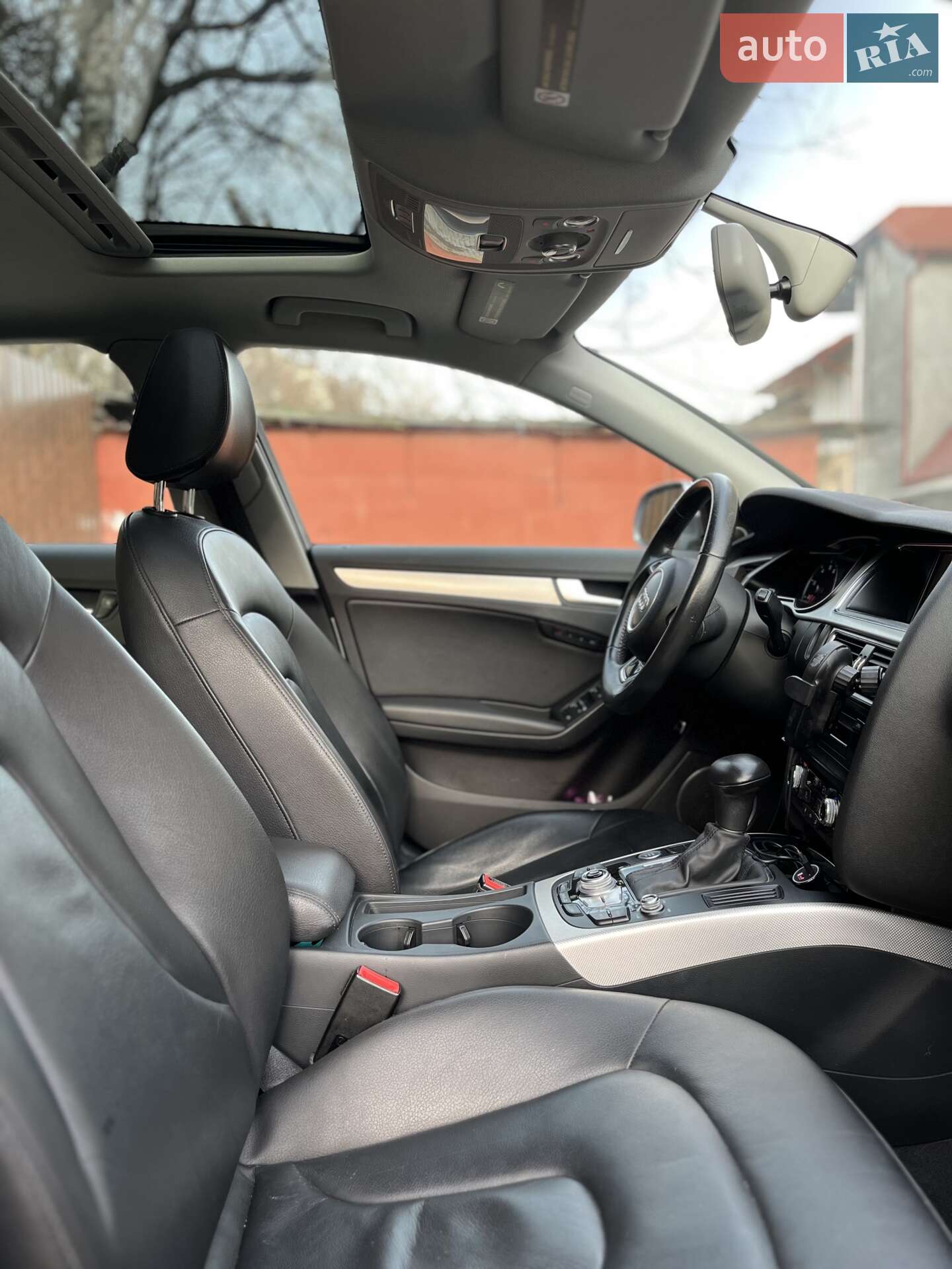 Audi A4 2015 VIN WAUFFAFL7GN006582 фото оголошення 23 з 28