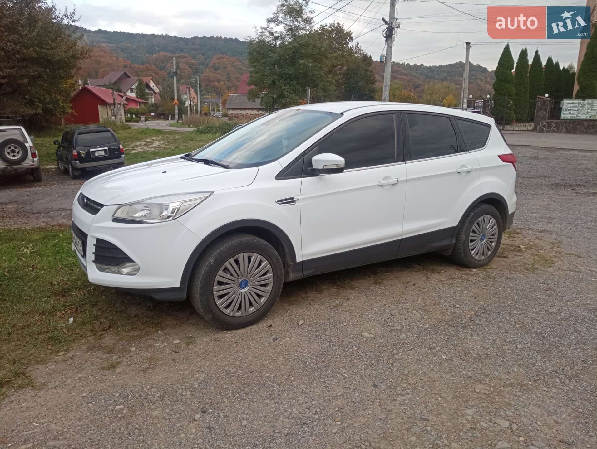 Ford Kuga 2016 VIN WF0AXXWPMAGR72140 фото оголошення 3 з 6