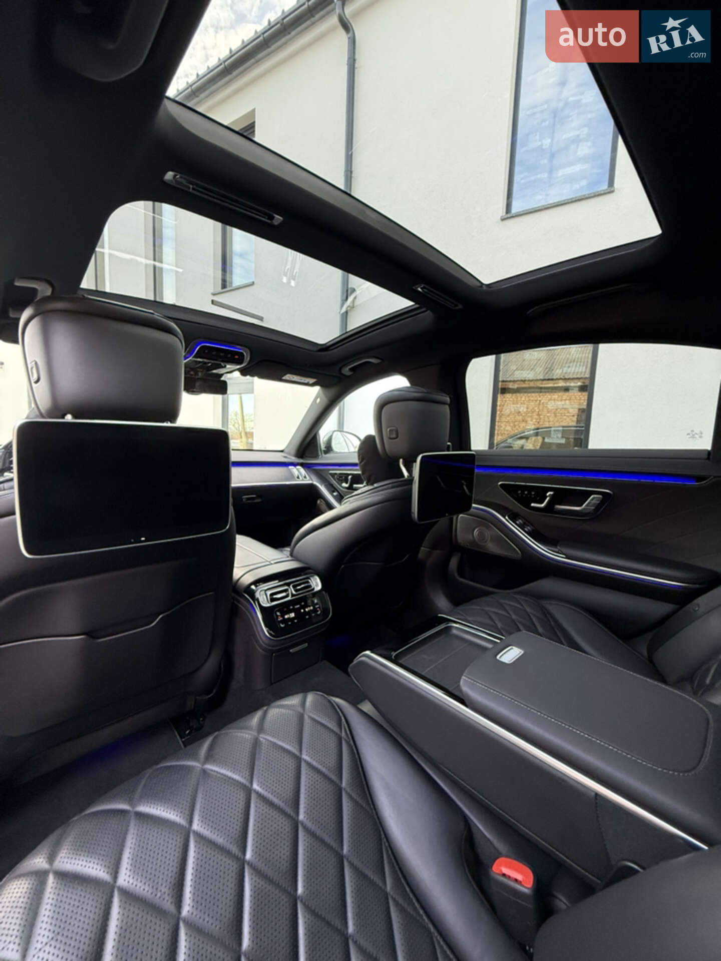 Mercedes-Benz S-Class 2021 VIN W1K2231331A070871 фото оголошення 13 з 16